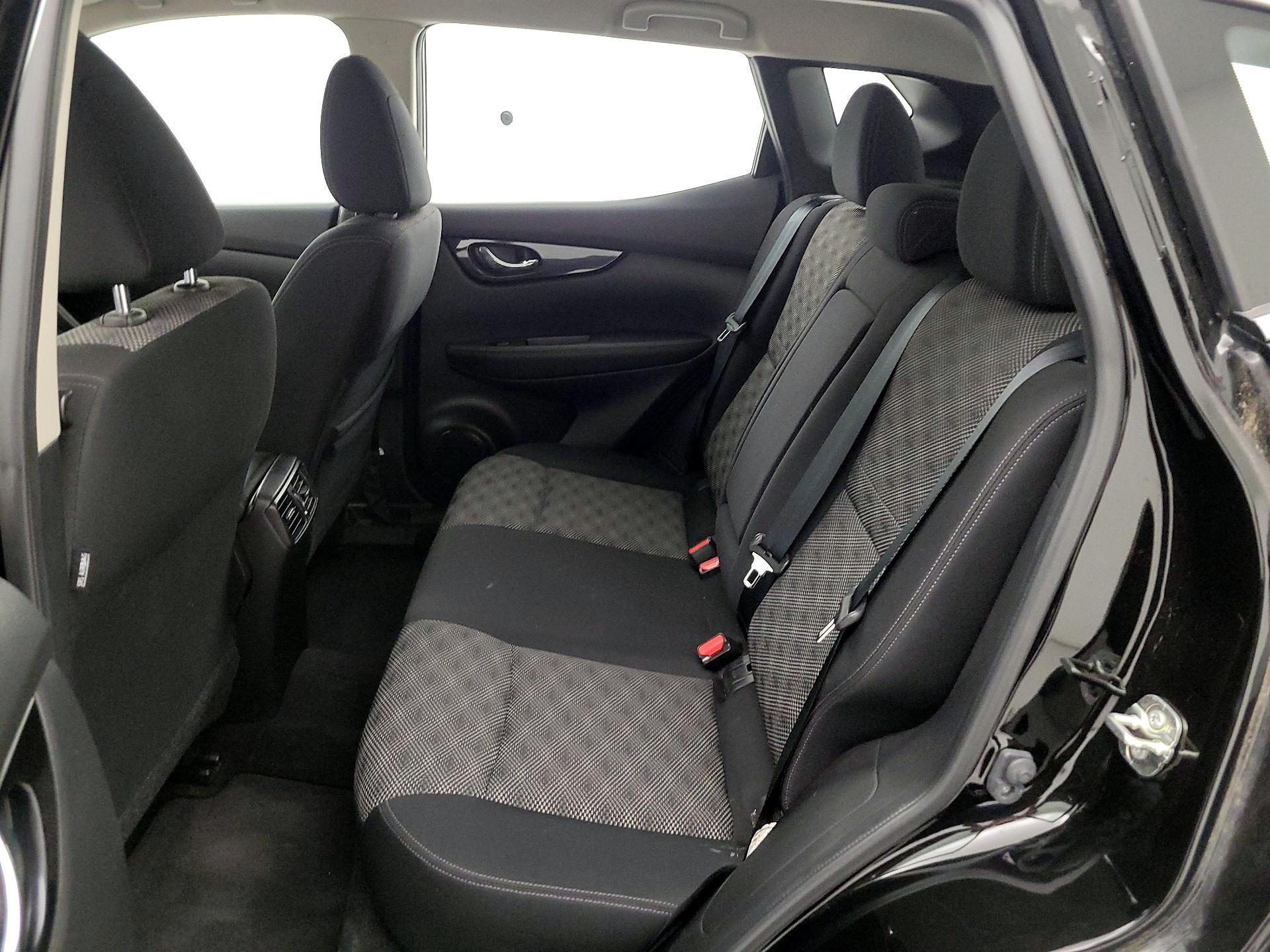 Thumbnail: 2019 Nissan Rogue Sport - 20
