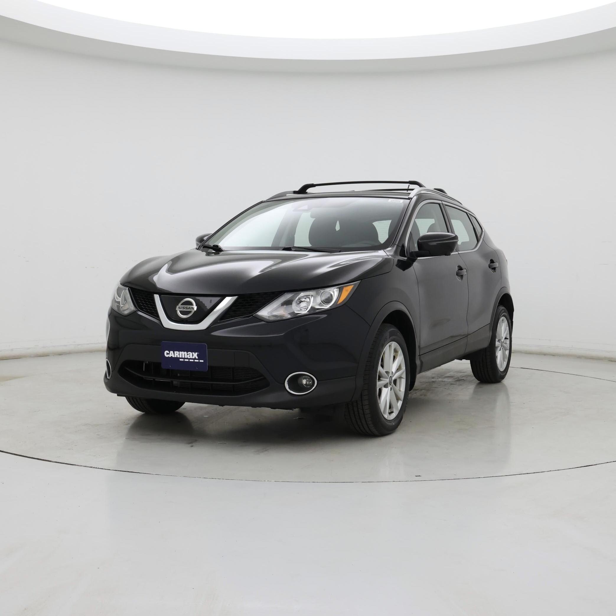 Thumbnail: 2019 Nissan Rogue Sport - 4