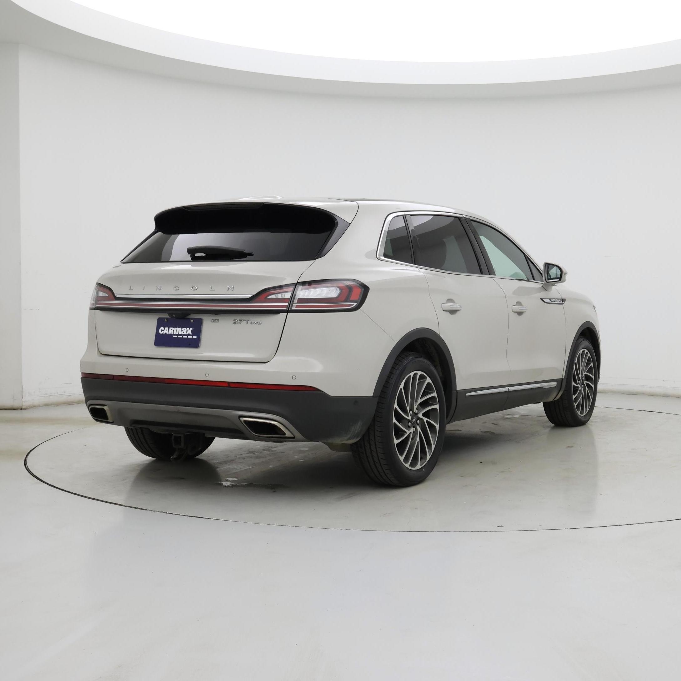 Thumbnail: 2020 Lincoln Nautilus - 8