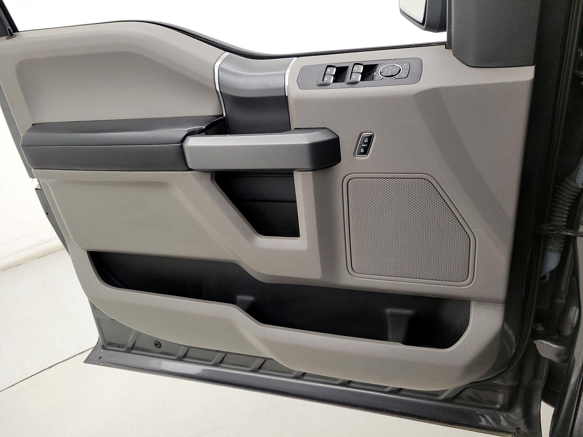 Thumbnail: 2016 Ford F-150 - 12