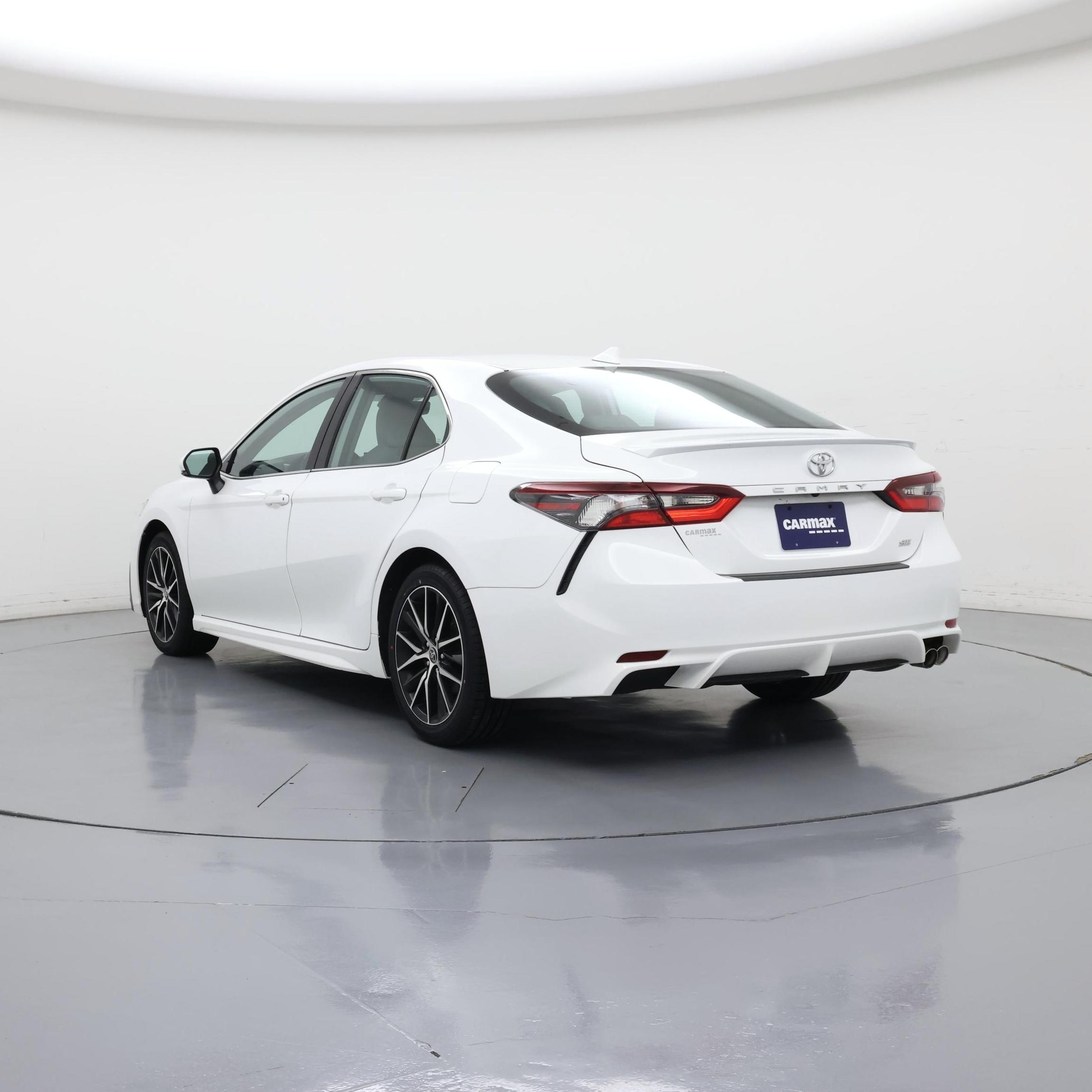 Thumbnail: 2022 Toyota Camry - 2