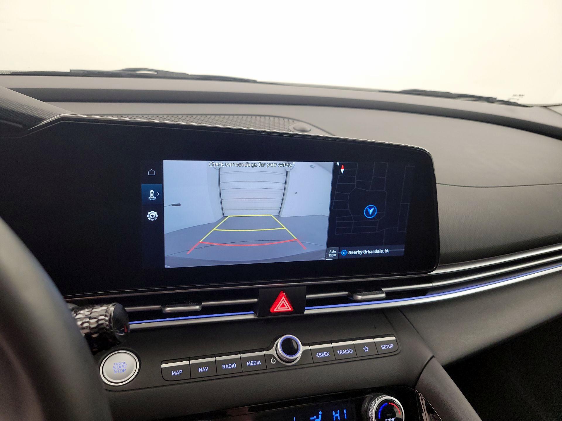 Thumbnail: 2025 Hyundai Elantra - 15