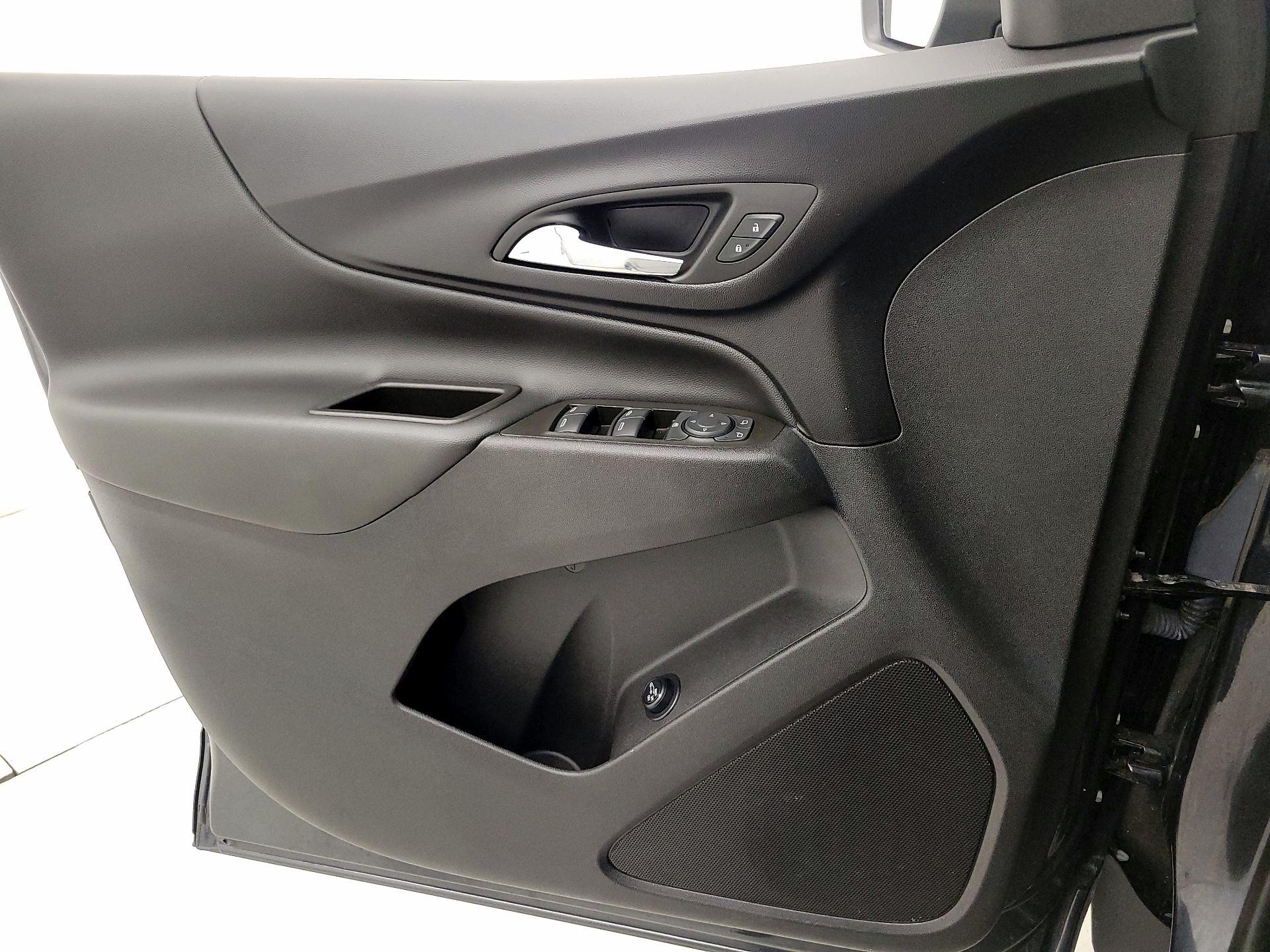 Thumbnail: 2023 Chevrolet Equinox - 12