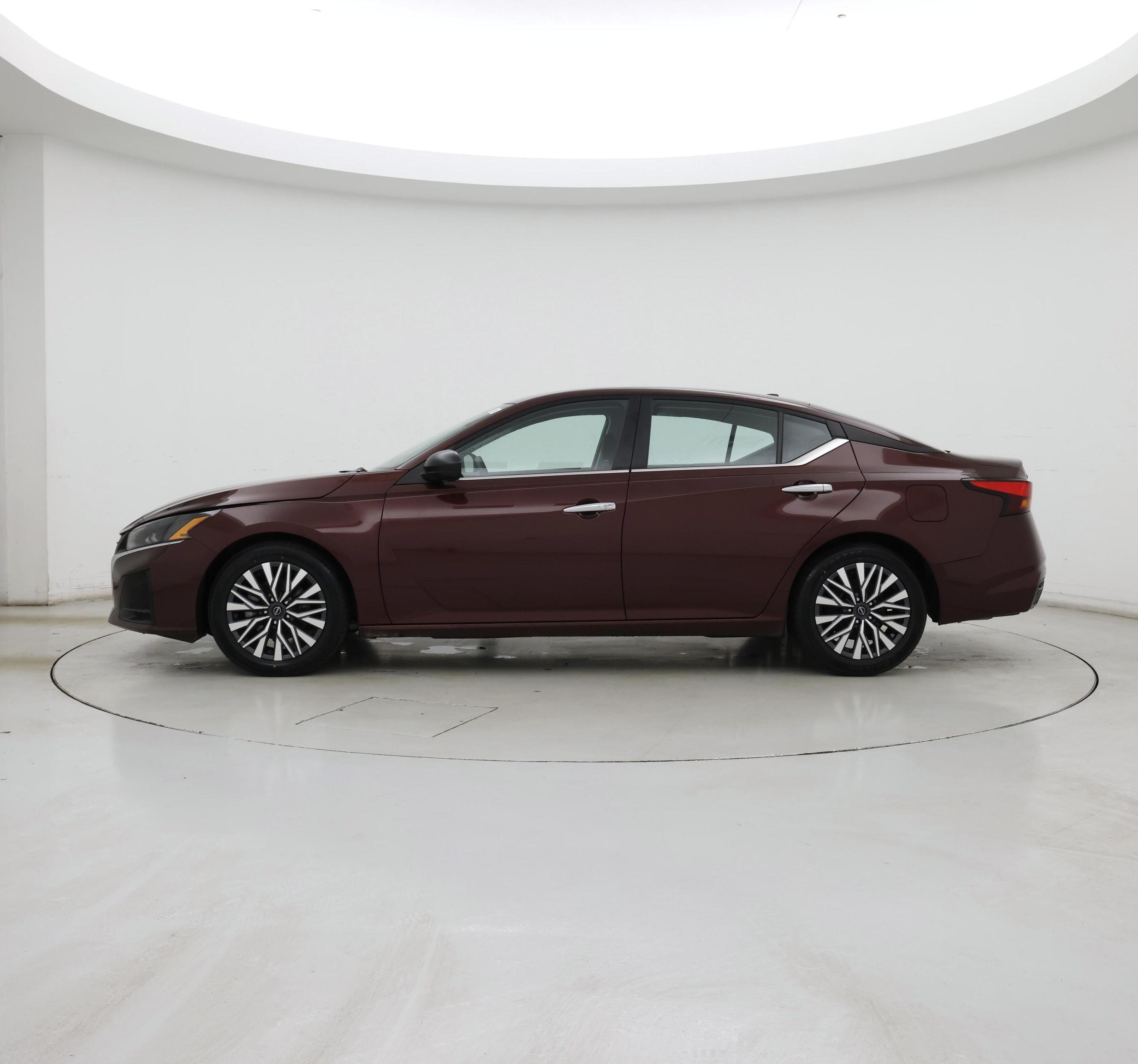 Thumbnail: 2024 Nissan Altima - 3