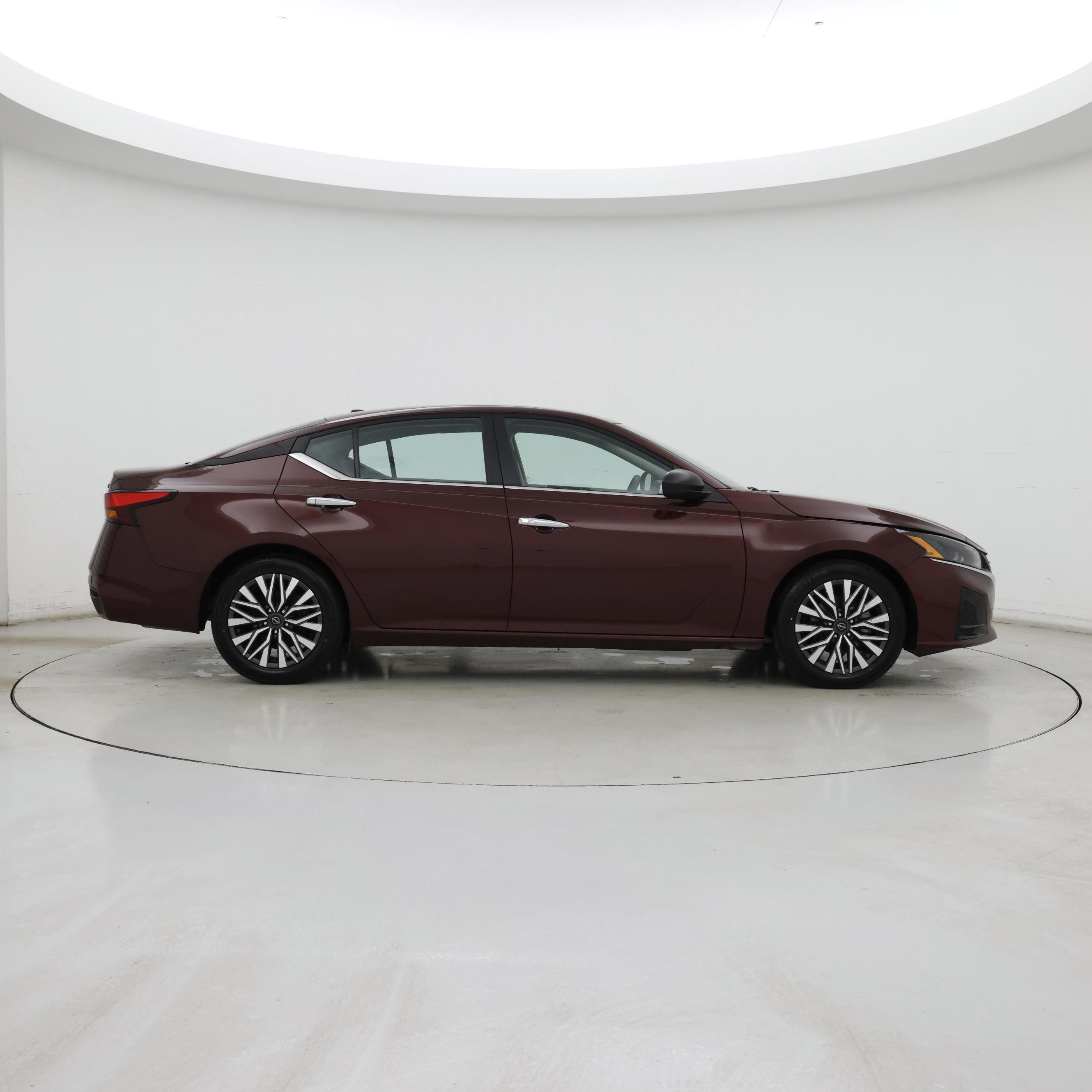 Thumbnail: 2024 Nissan Altima - 7