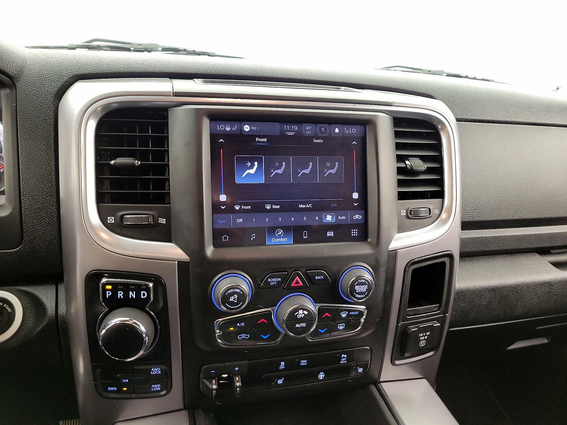 Thumbnail: 2023 RAM 1500 Classic - 16