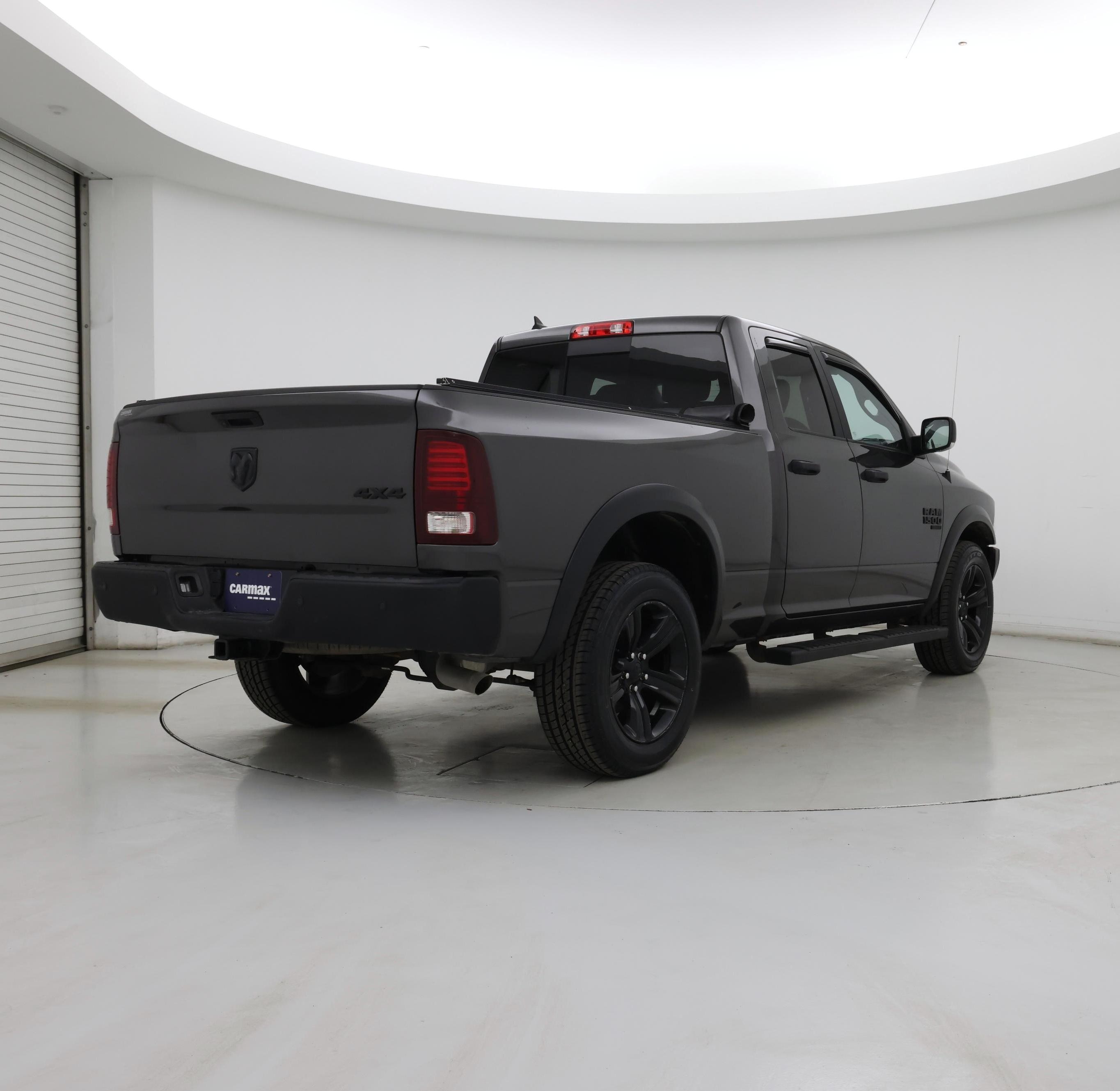 Thumbnail: 2023 RAM 1500 Classic - 8