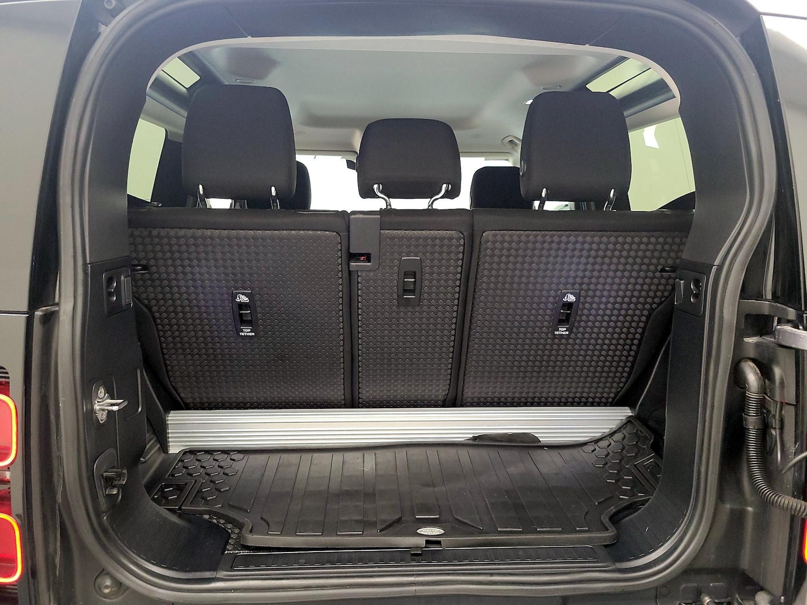 2022 Land Rover Defender Standard - Photo 22