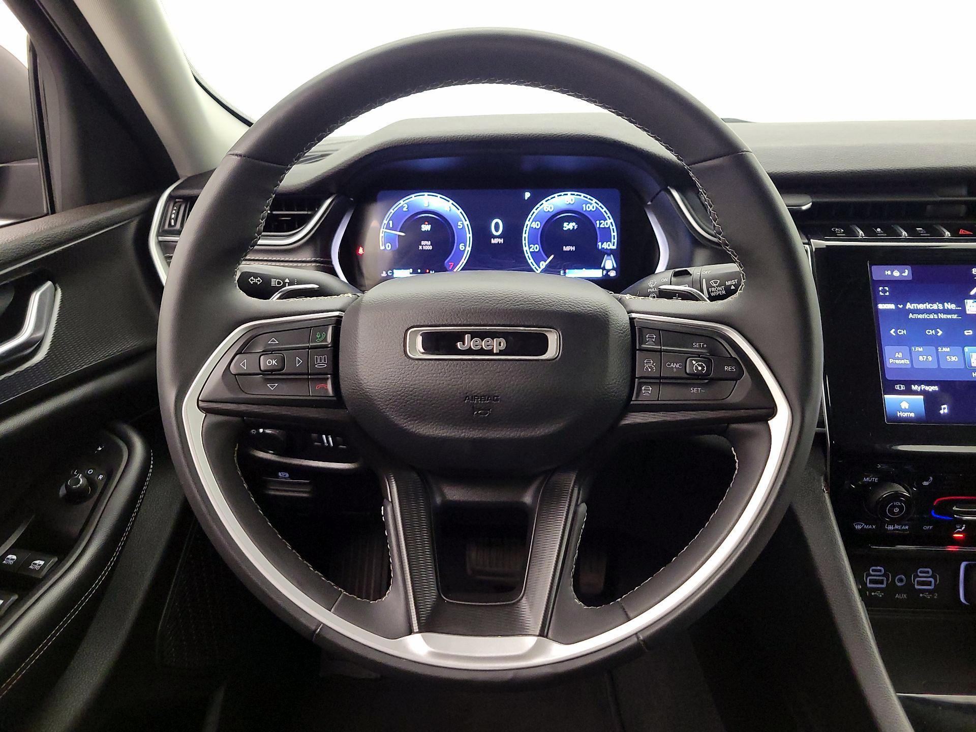 Thumbnail: 2023 Jeep Grand Cherokee L - 10