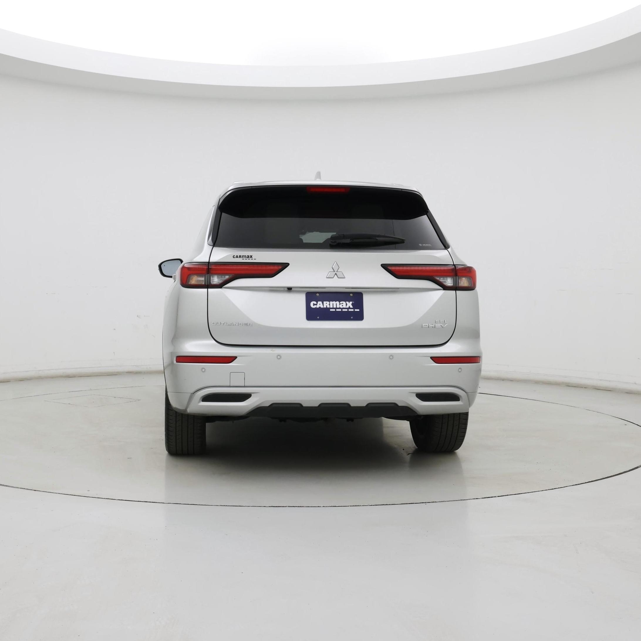 Thumbnail: 2023 Mitsubishi Outlander - 6