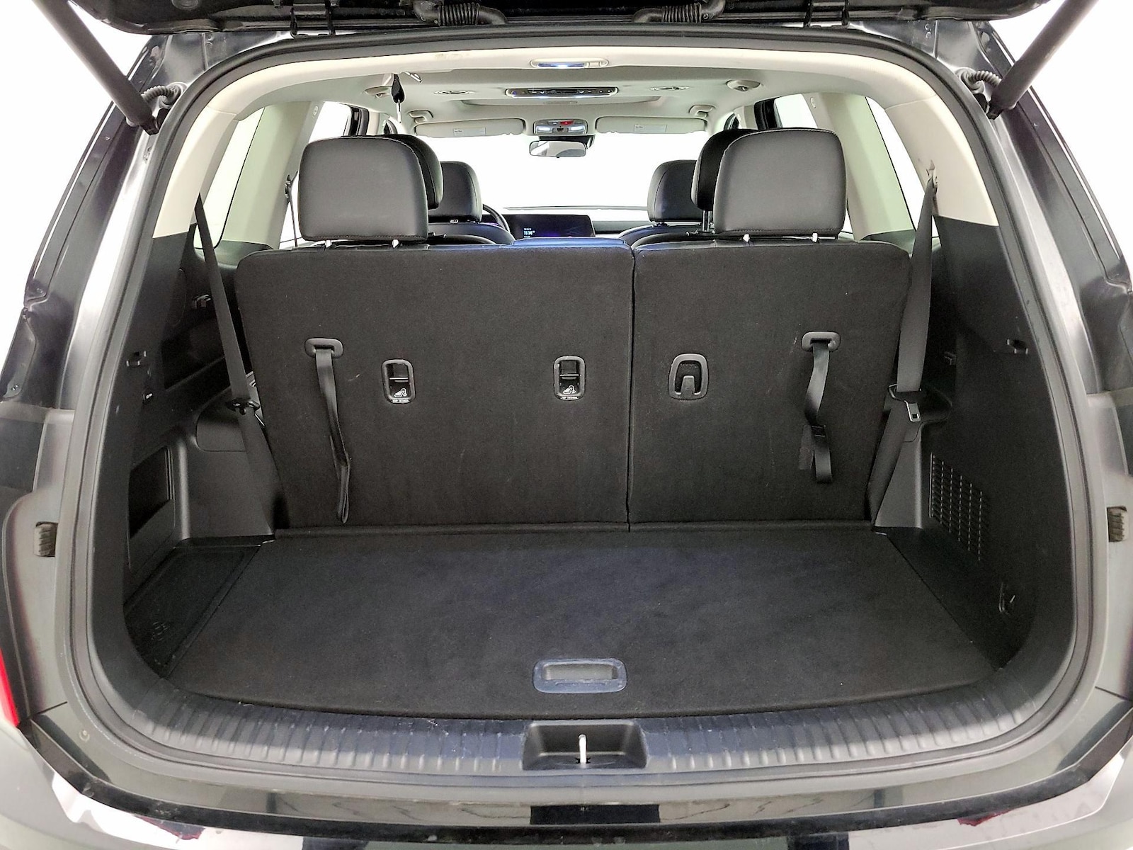 2025 Kia Telluride S - Photo 24