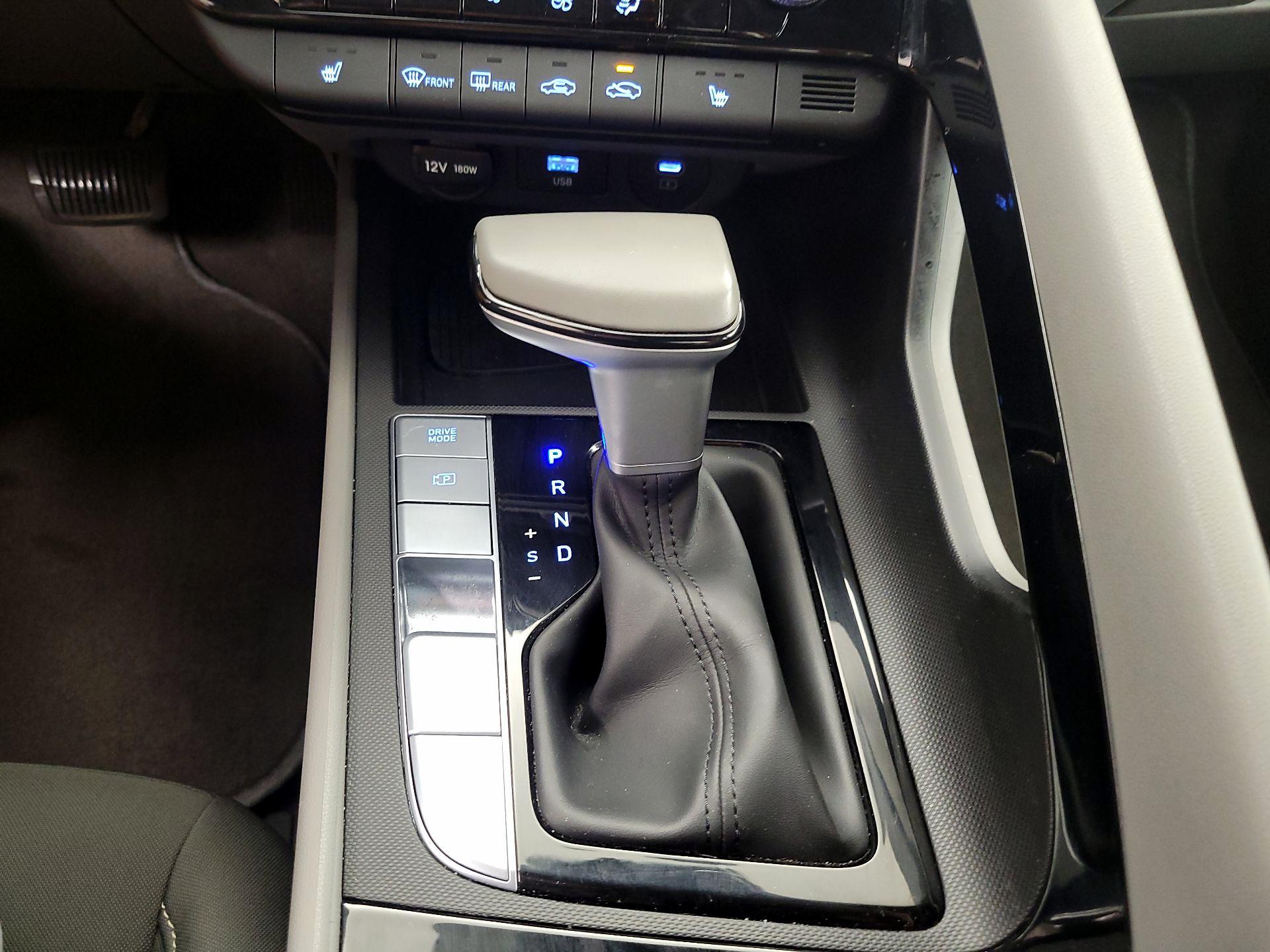 Thumbnail: 2025 Hyundai Elantra - 18
