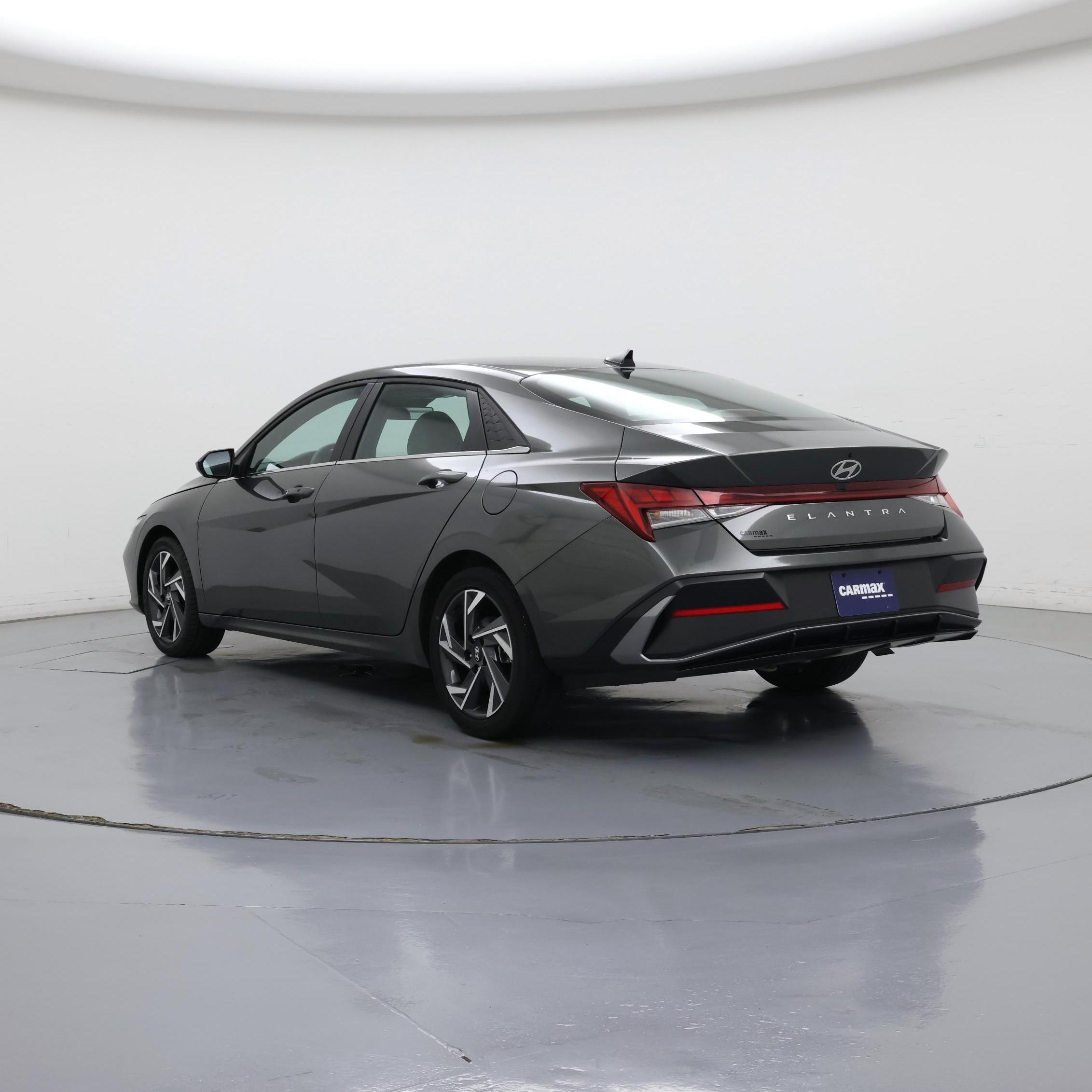 Thumbnail: 2025 Hyundai Elantra - 2
