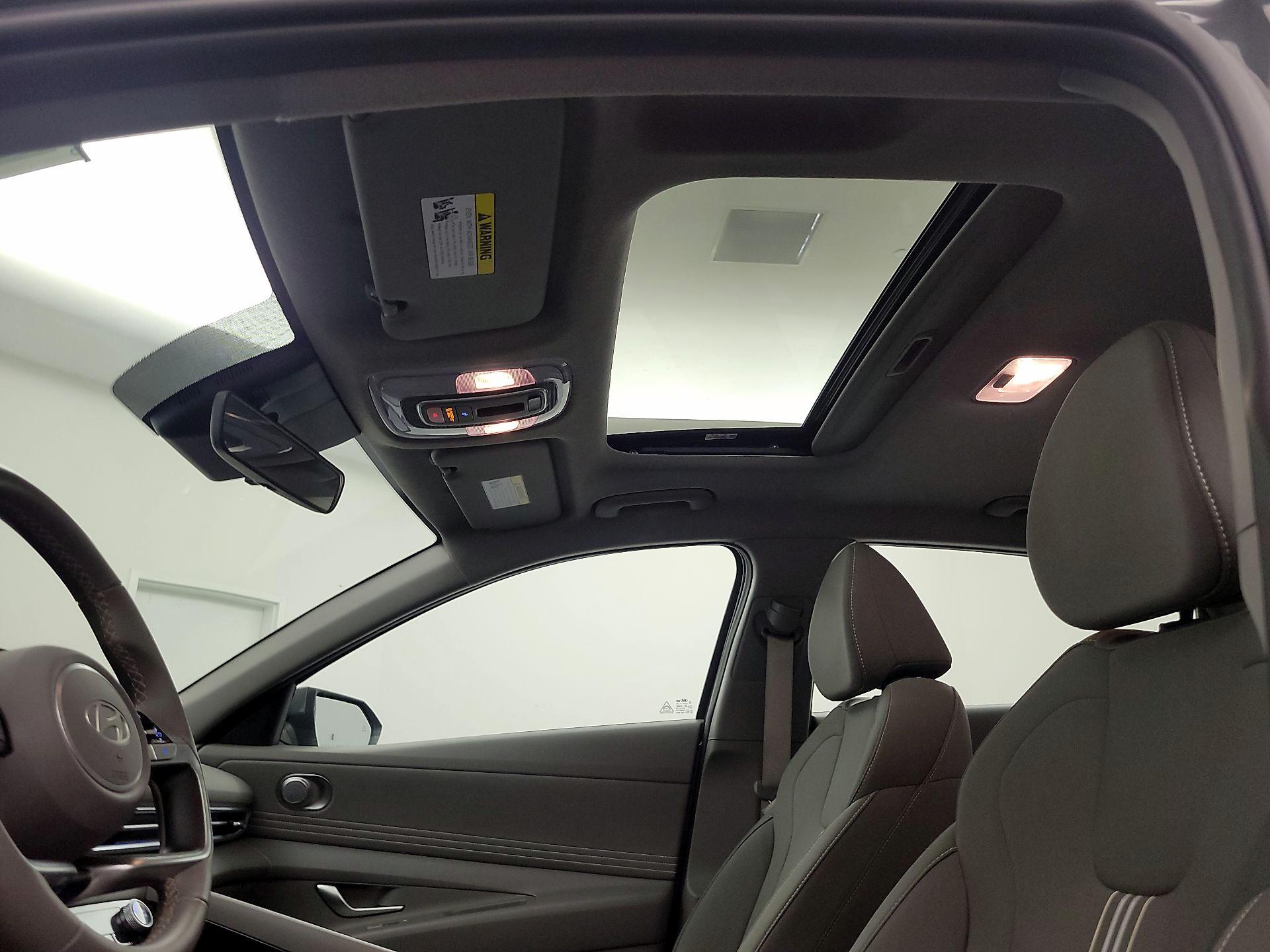 Thumbnail: 2025 Hyundai Elantra - 20