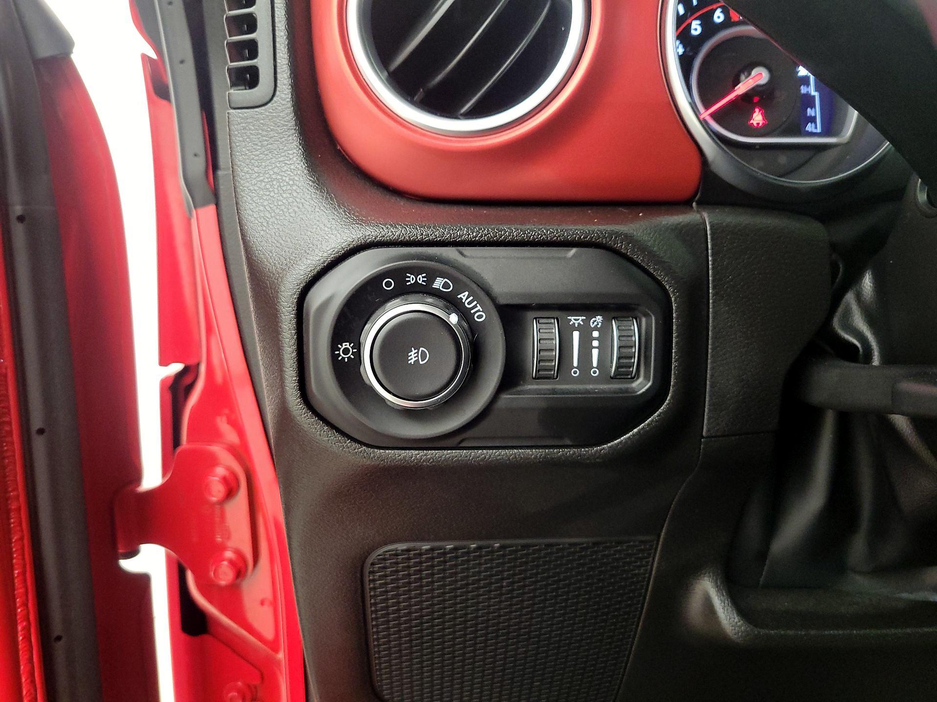 Thumbnail: 2022 Jeep Wrangler - 13