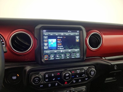 Radio (On)