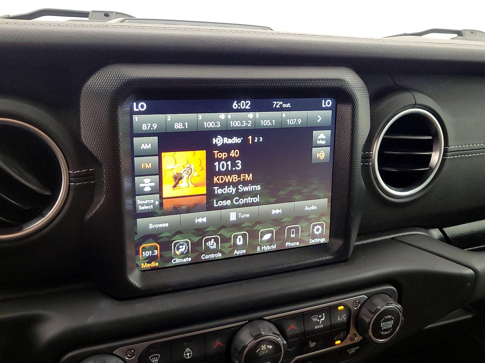 2023 Jeep Wrangler 4xe Sahara 4XE - Photo 16