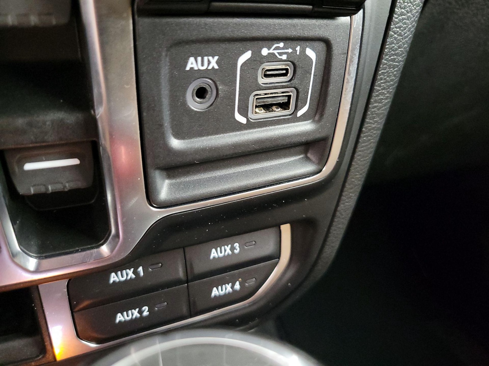 2023 Jeep Wrangler 4xe Sahara 4XE - Photo 19