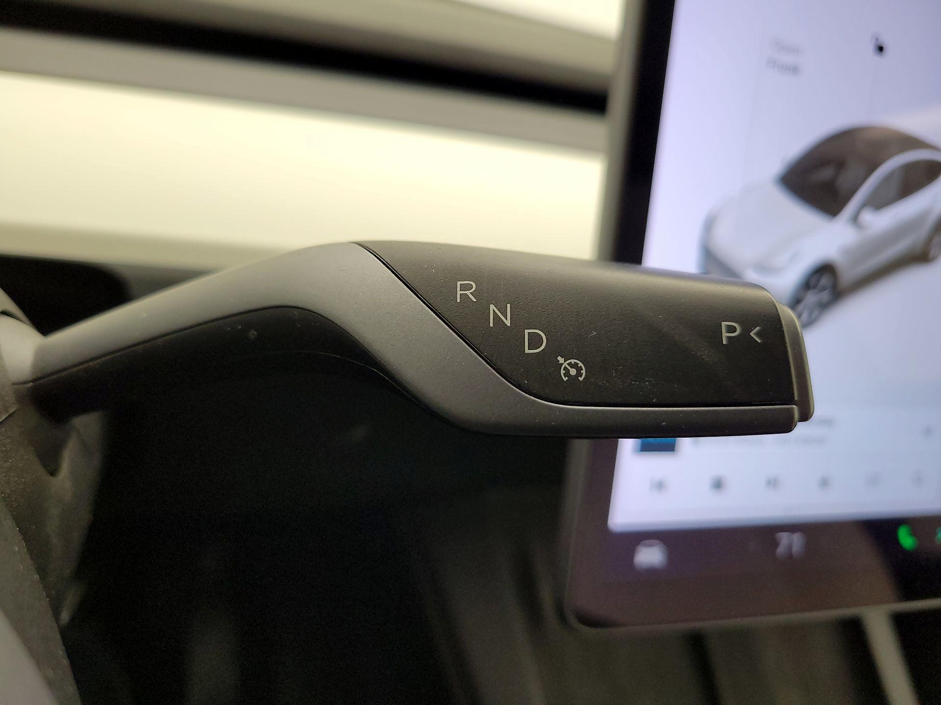 Thumbnail: 2021 Tesla Model Y - 17