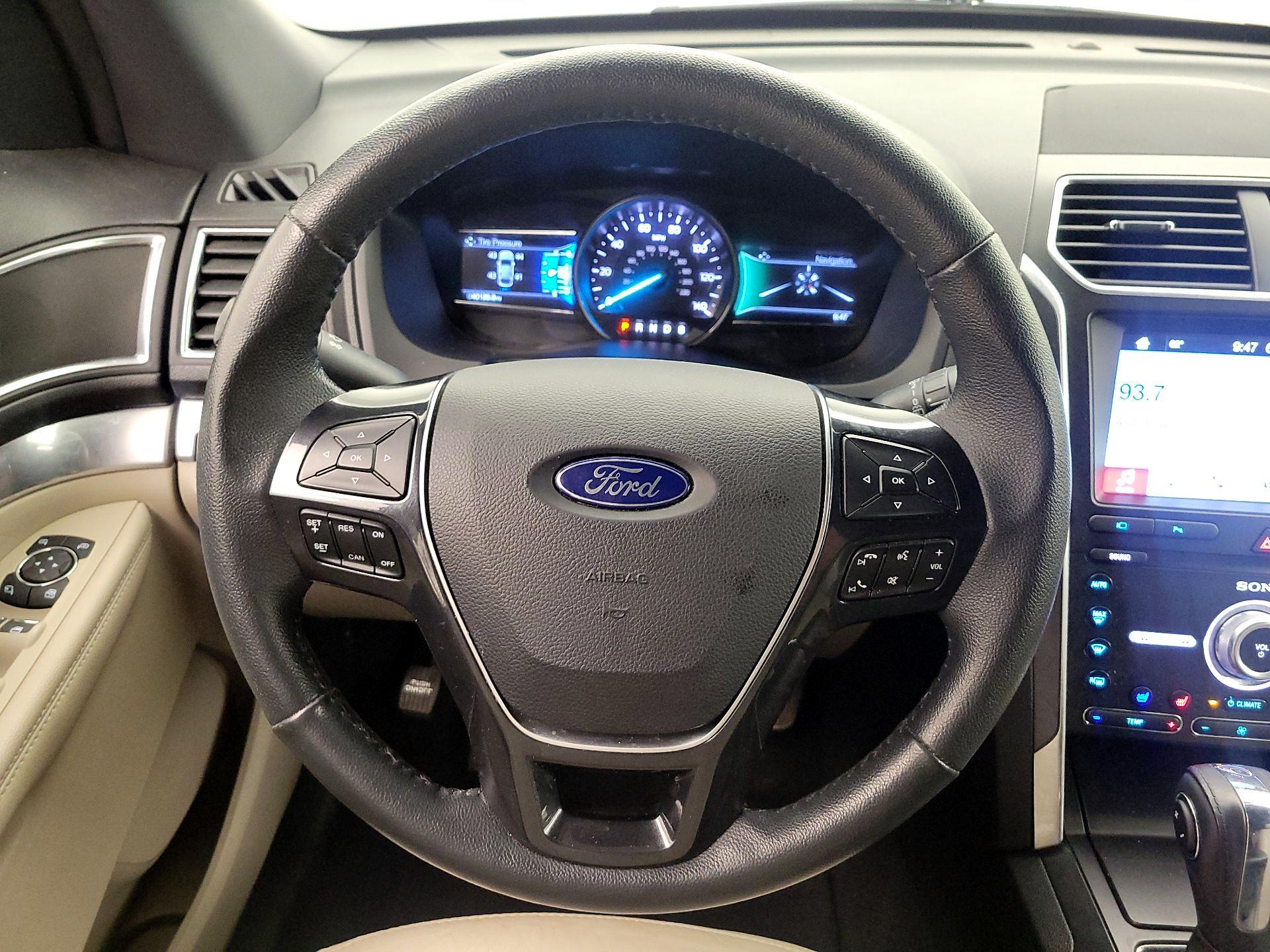 Thumbnail: 2019 Ford Explorer - 10