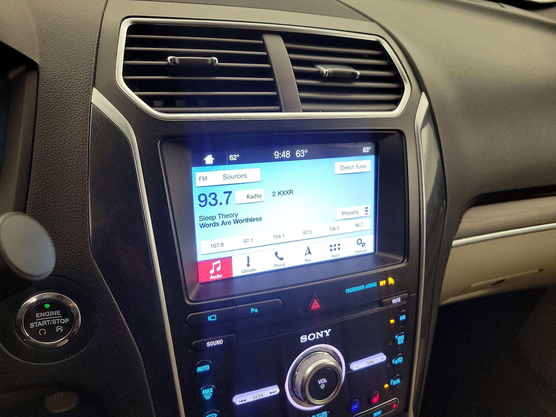 Thumbnail: 2019 Ford Explorer - 16