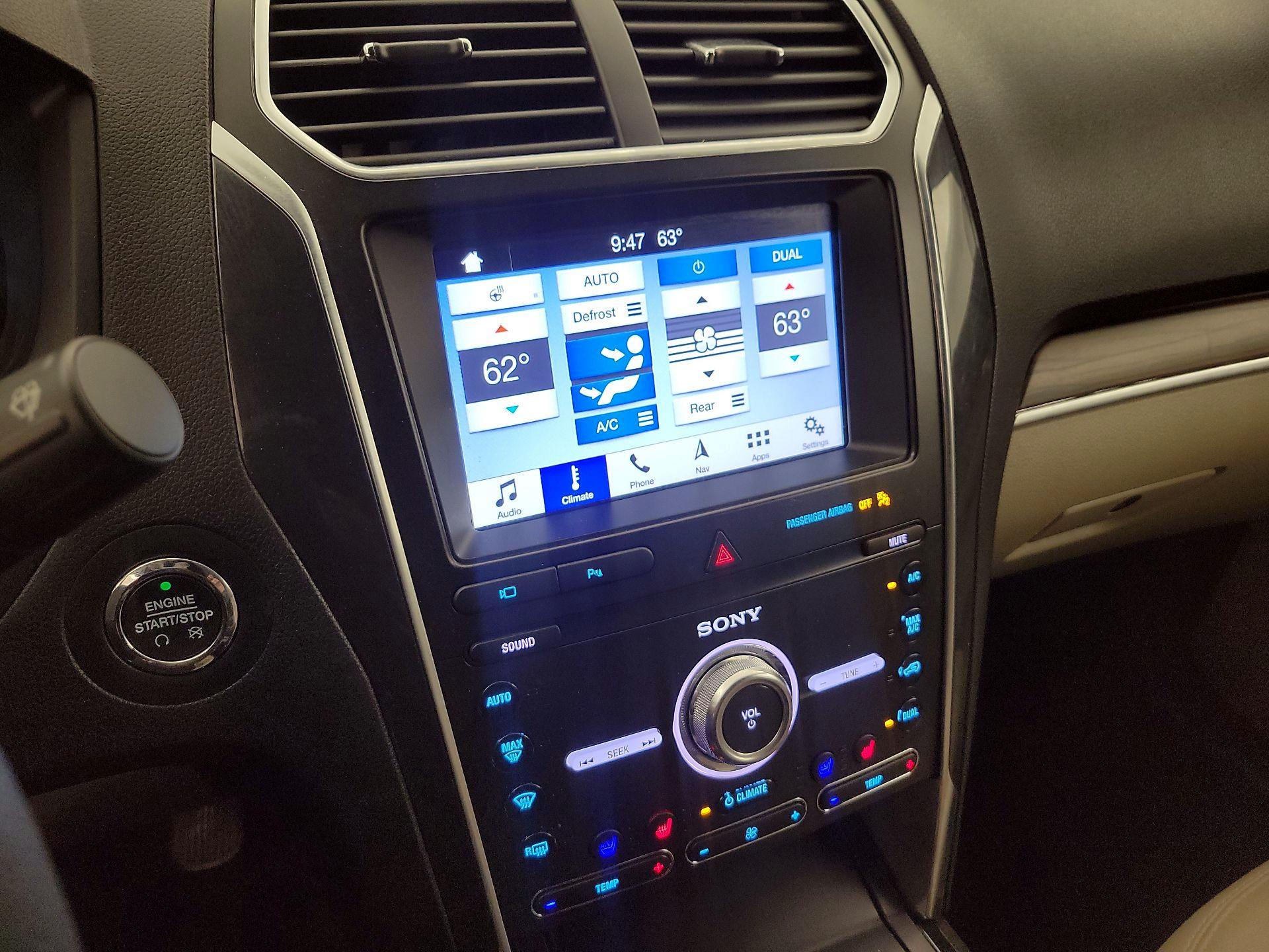 Thumbnail: 2019 Ford Explorer - 17