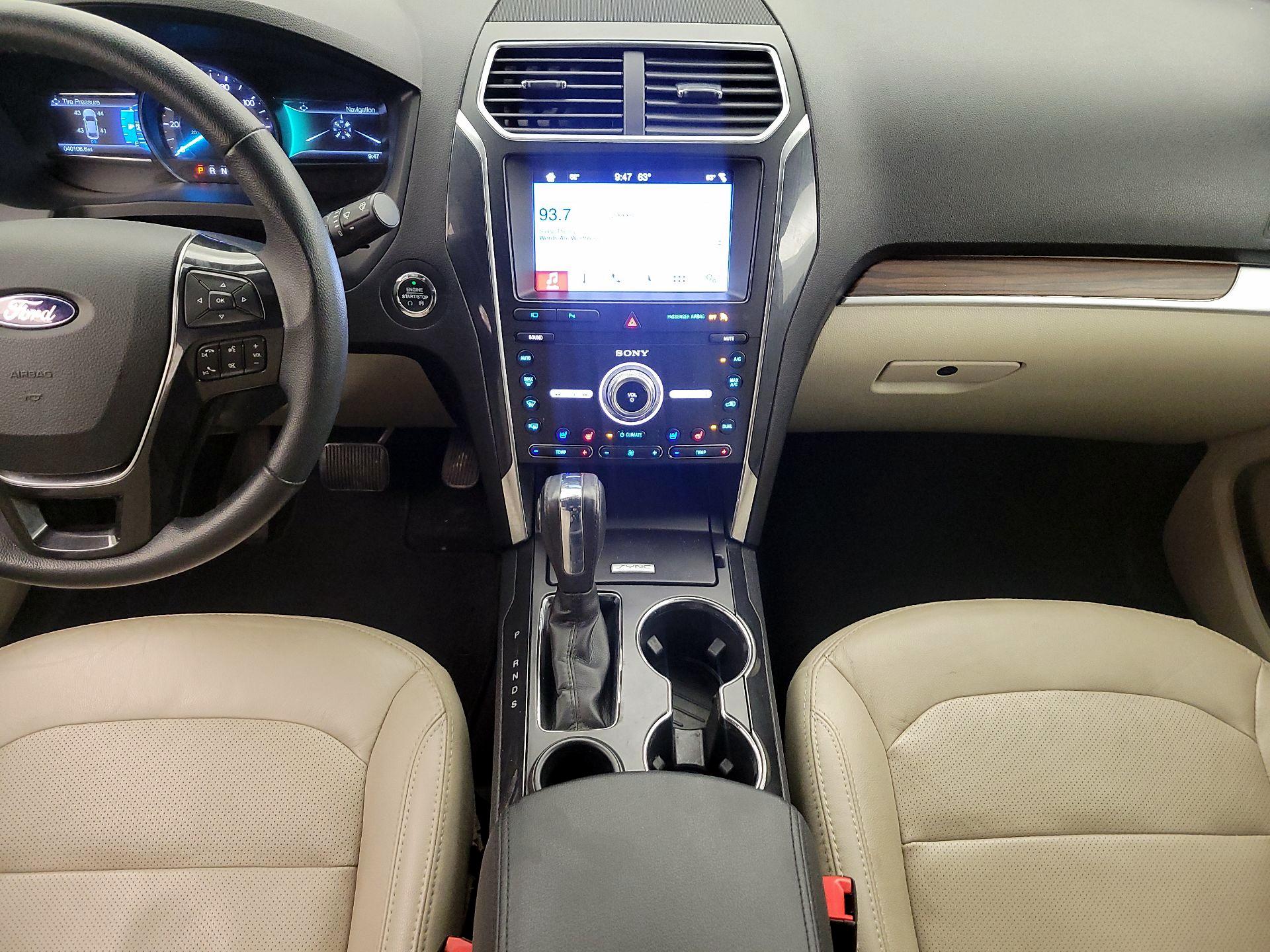 Thumbnail: 2019 Ford Explorer - 18