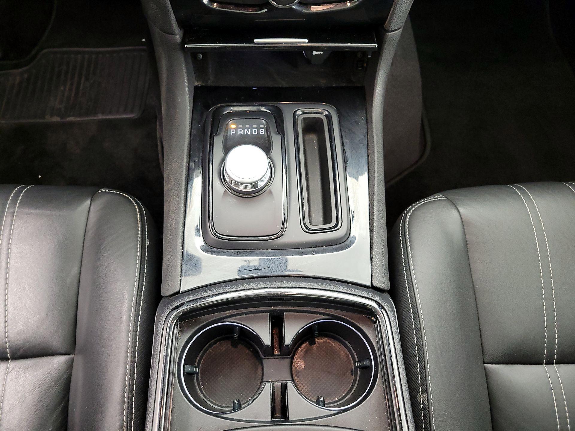 Thumbnail: 2018 Chrysler 300 - 18