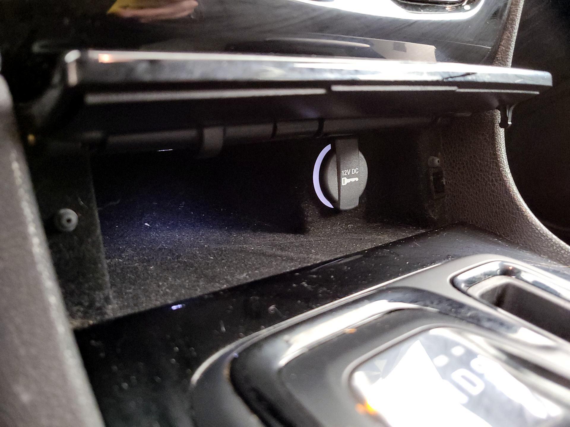 Thumbnail: 2018 Chrysler 300 - 19