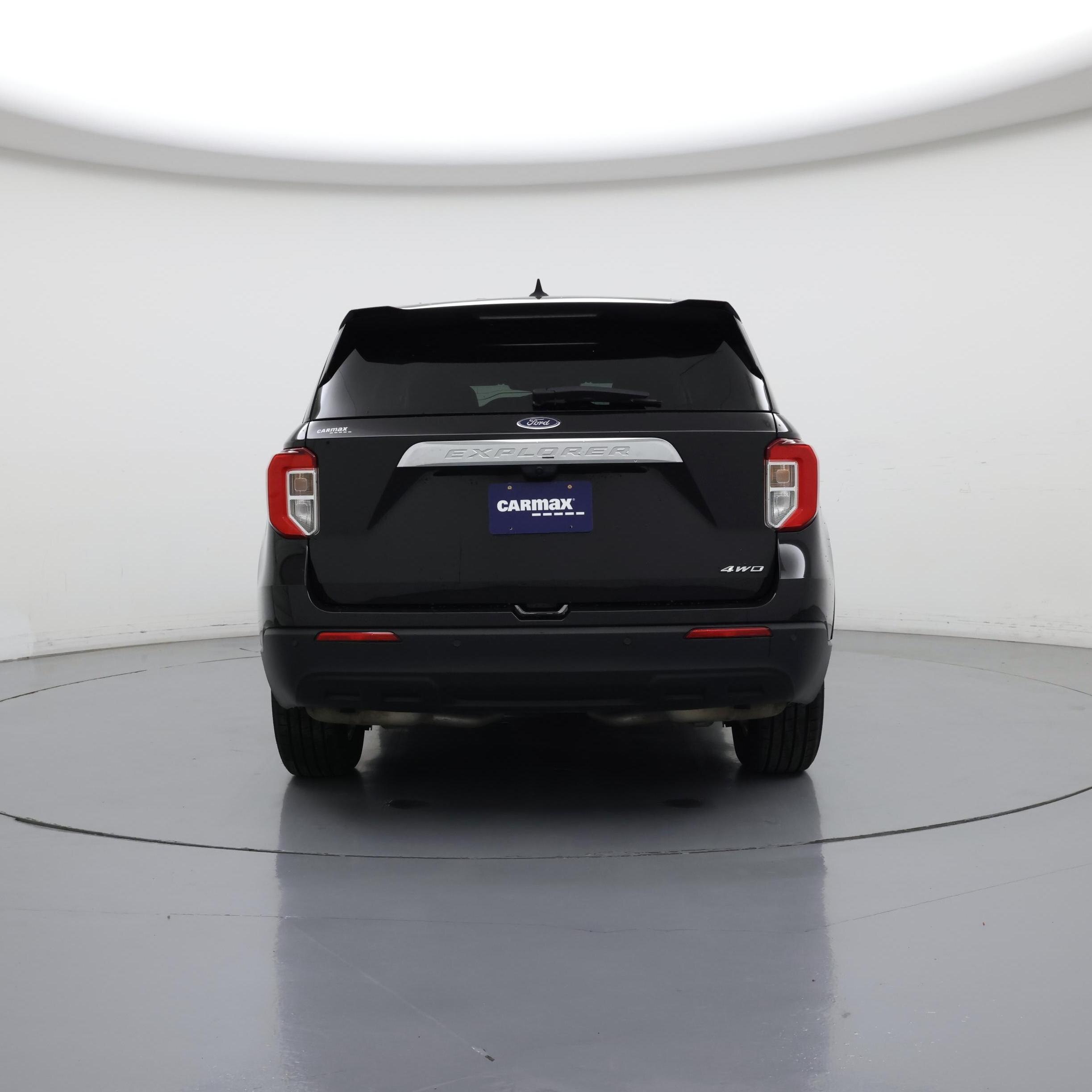Thumbnail: 2022 Ford Explorer - 6