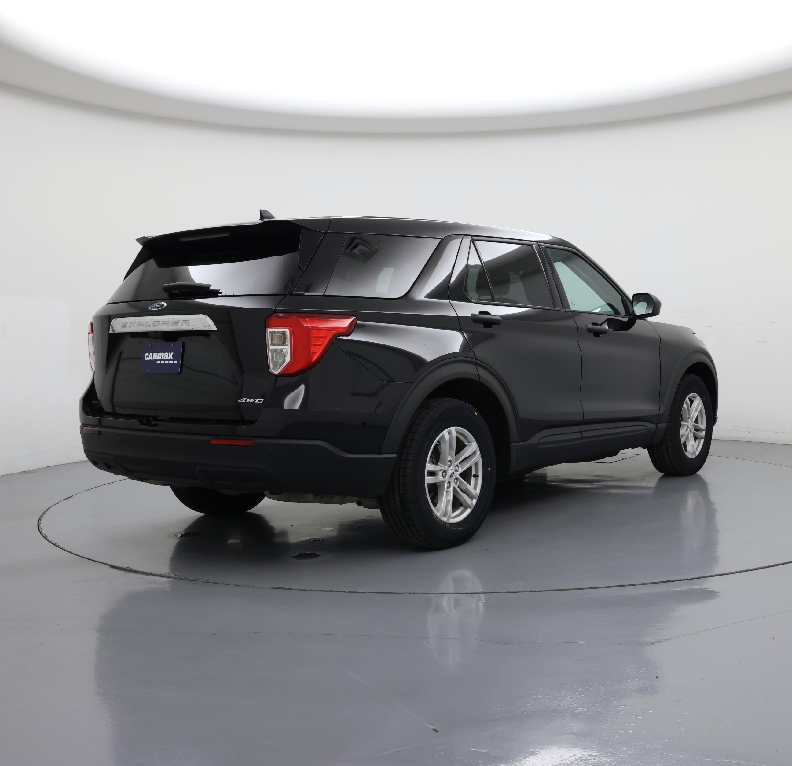 Thumbnail: 2022 Ford Explorer - 8