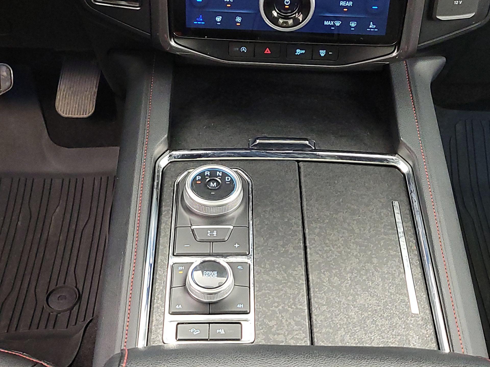 Thumbnail: 2024 Ford Expedition MAX - 18