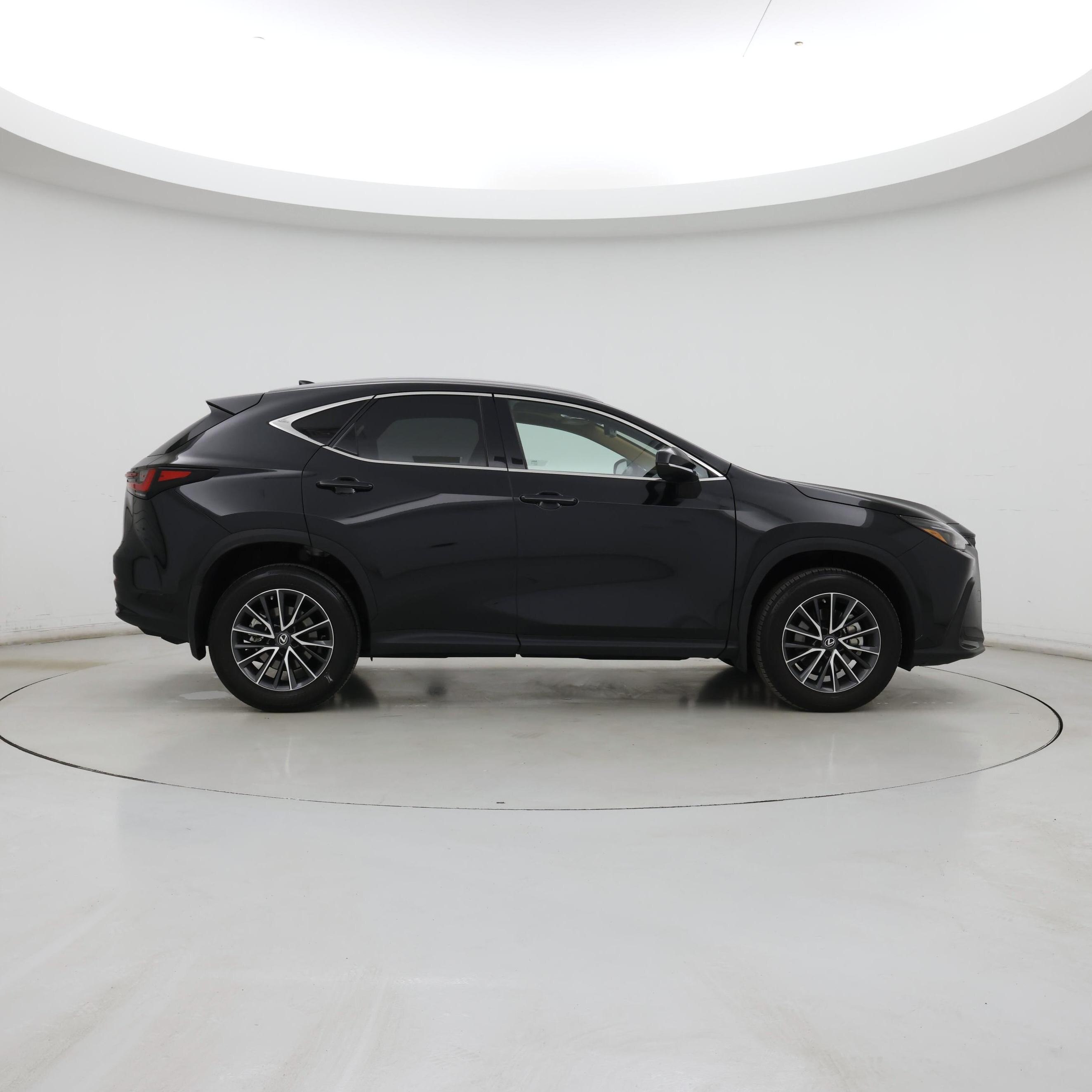 Thumbnail: 2022 Lexus NX - 7
