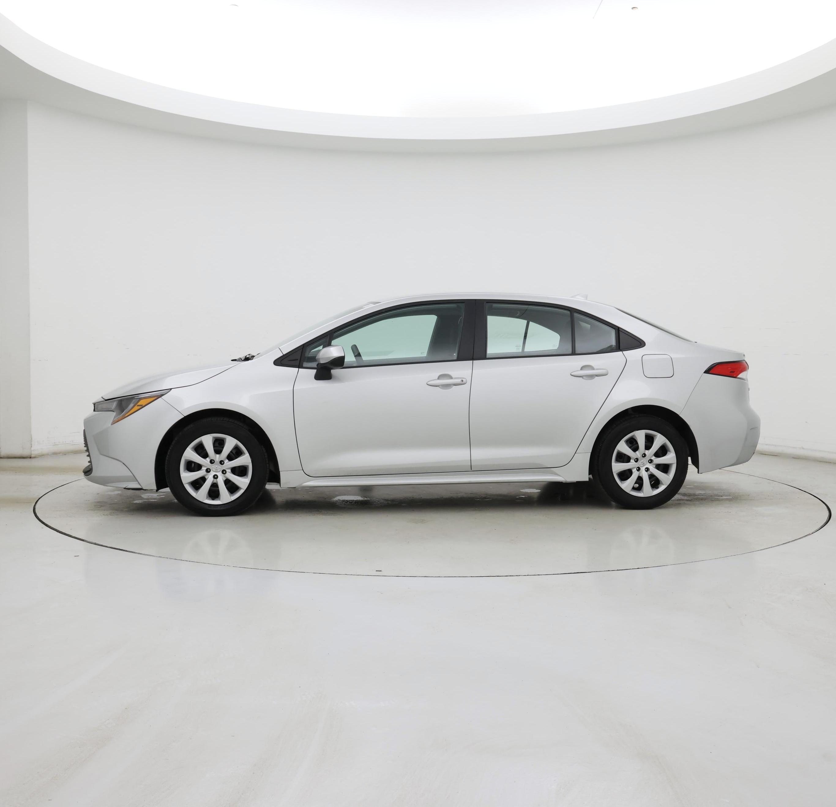 Thumbnail: 2024 Toyota Corolla - 3