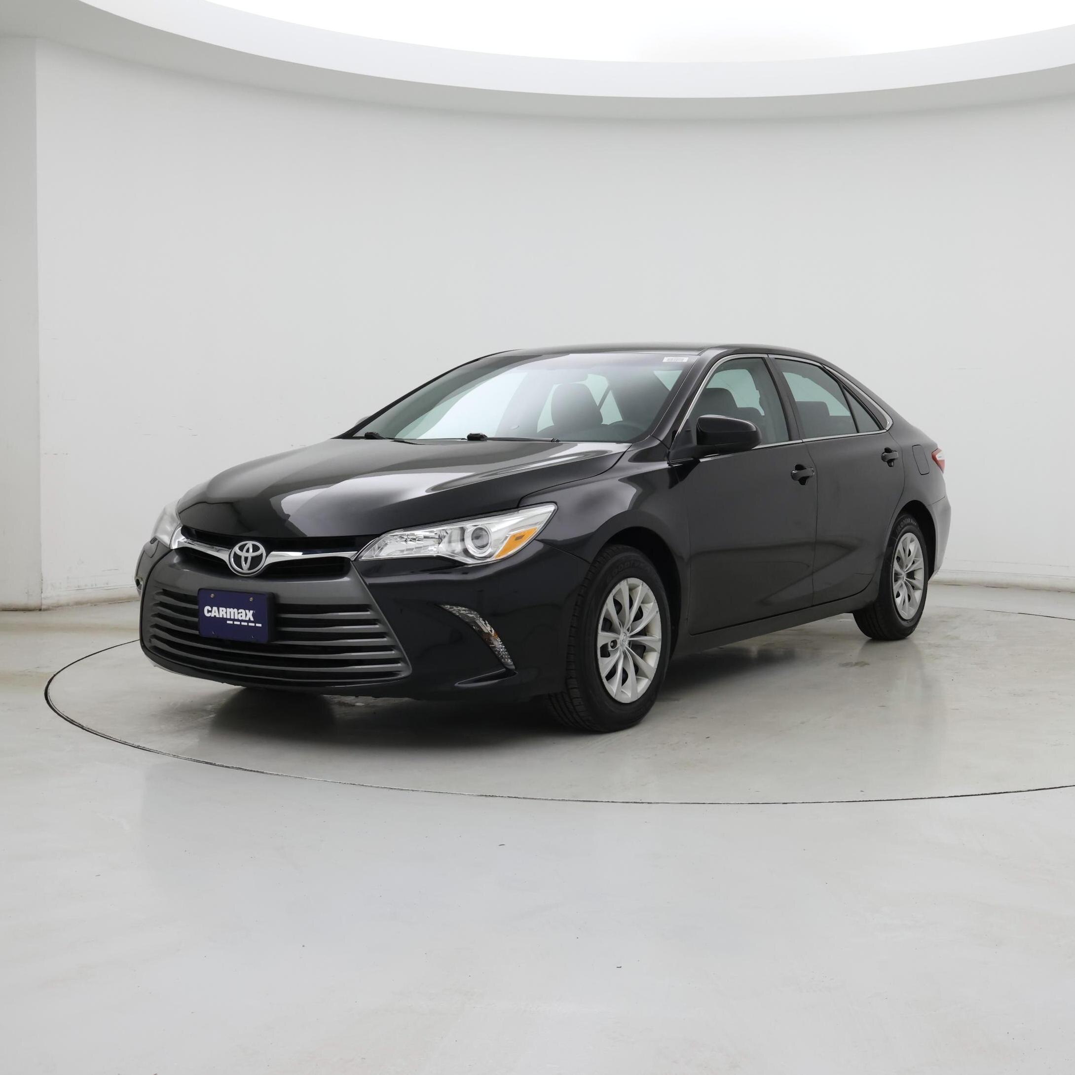 Thumbnail: 2016 Toyota Camry - 4