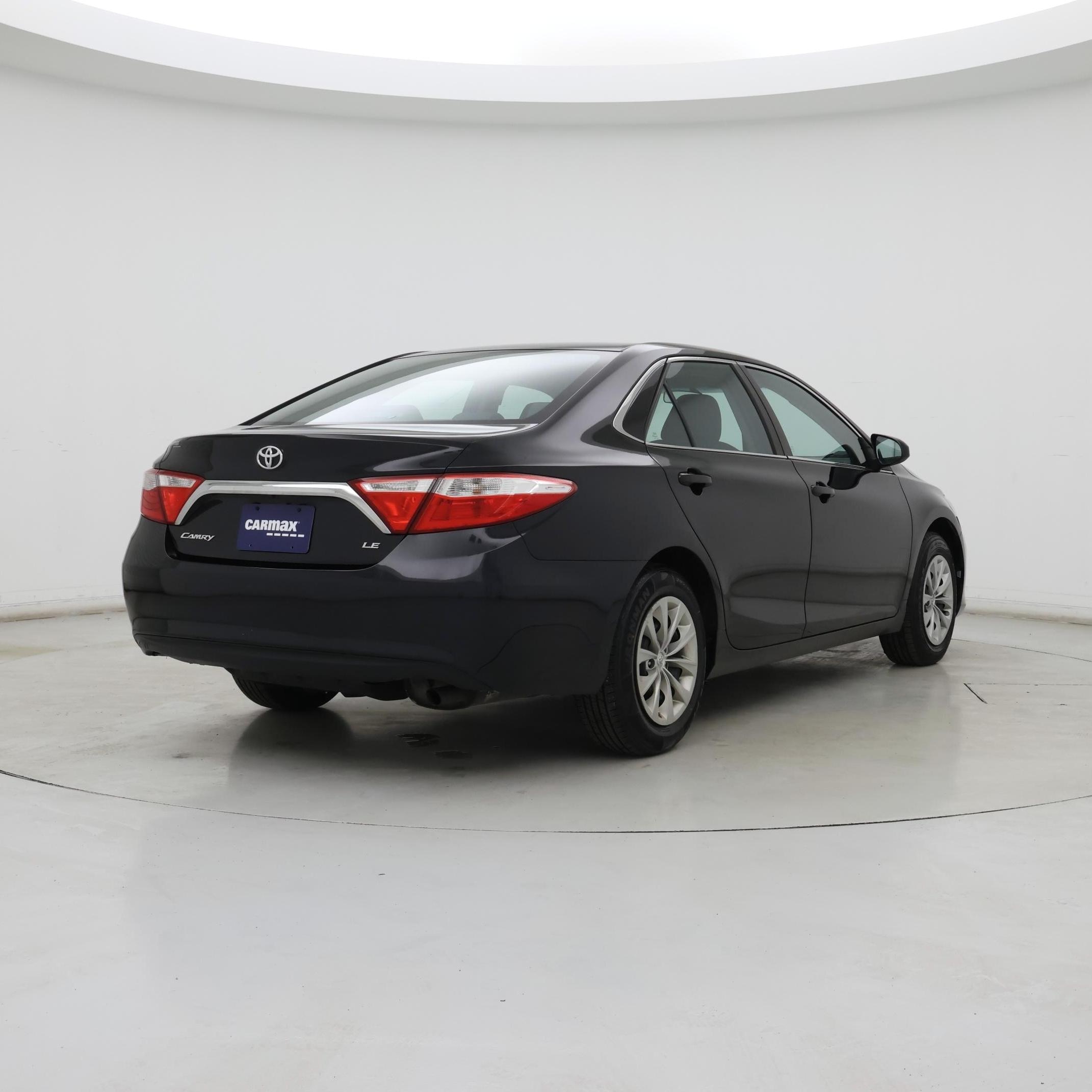 Thumbnail: 2016 Toyota Camry - 8