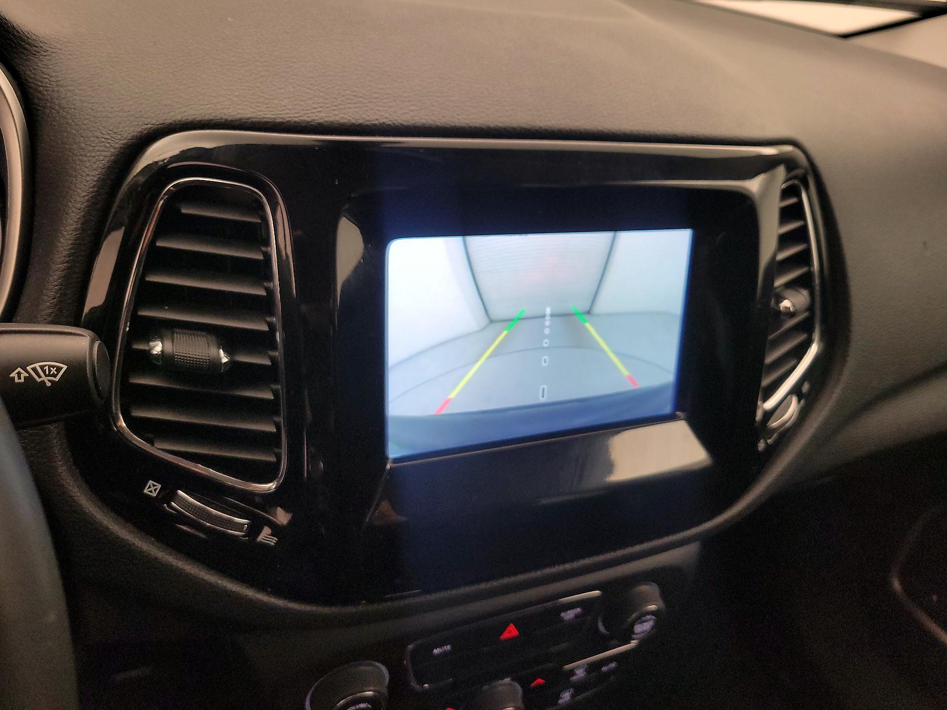 Thumbnail: 2021 Jeep Compass - 14