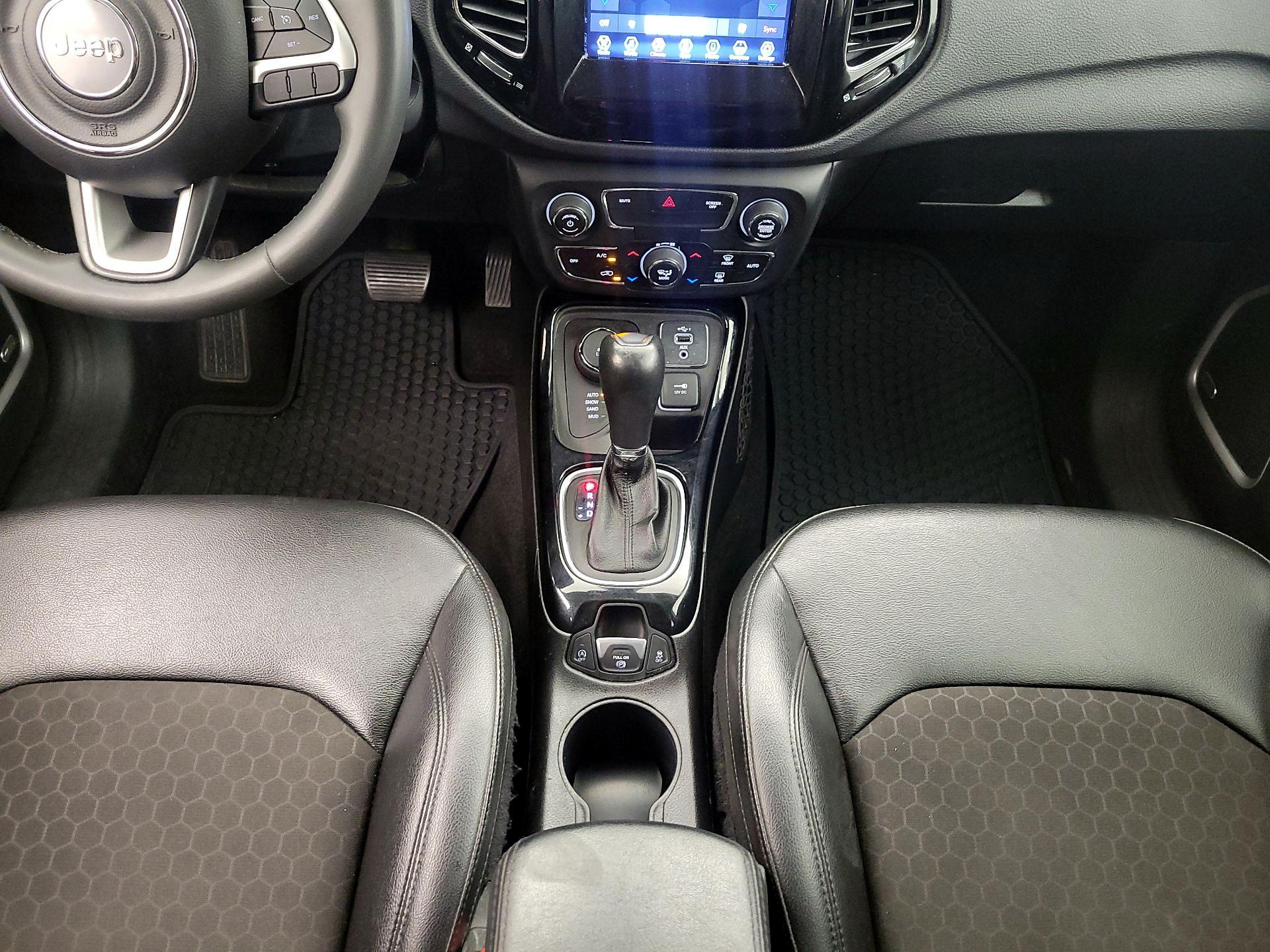 Thumbnail: 2021 Jeep Compass - 17