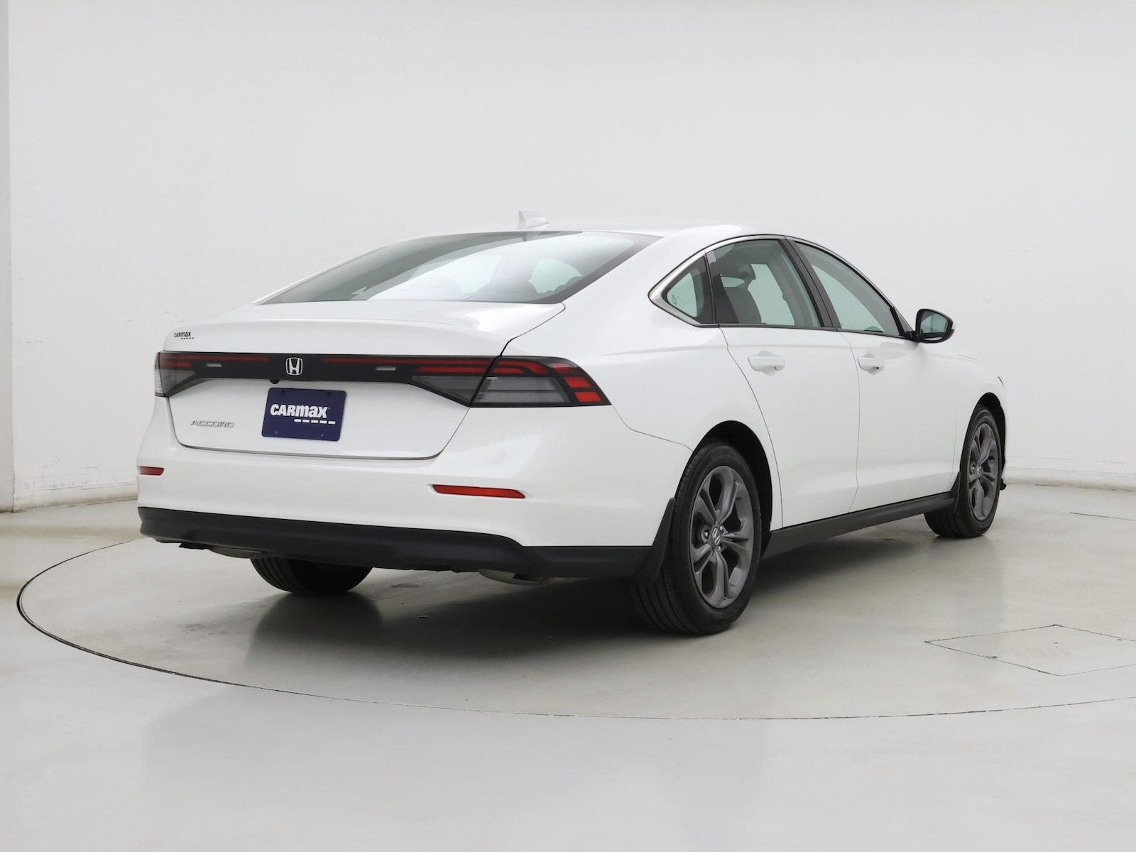 2024 Honda Accord EX - Photo 9