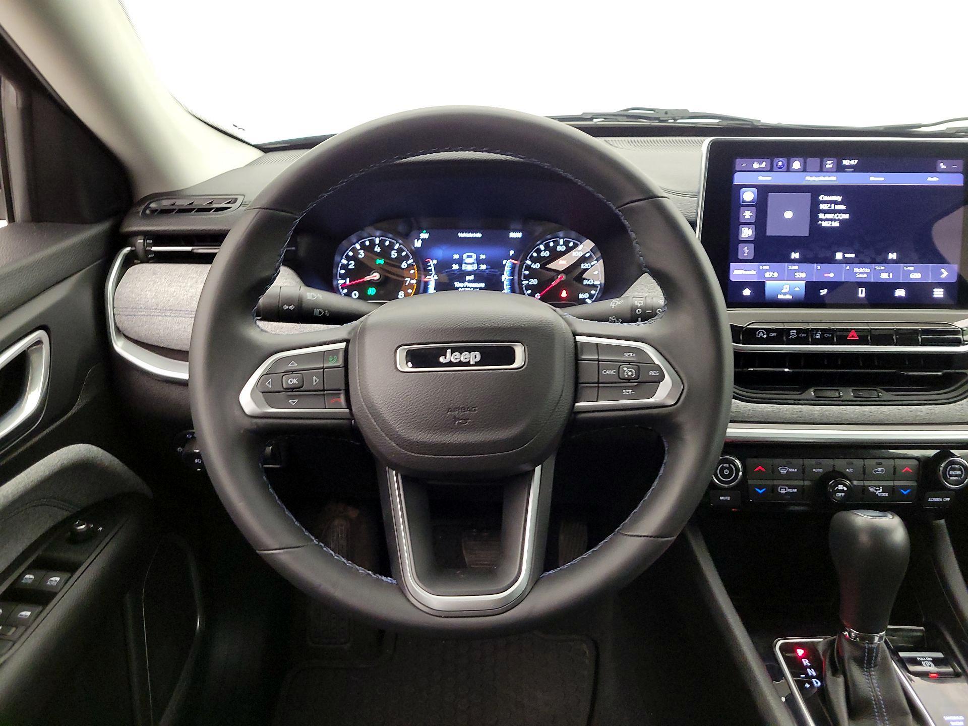 Thumbnail: 2022 Jeep Compass - 10