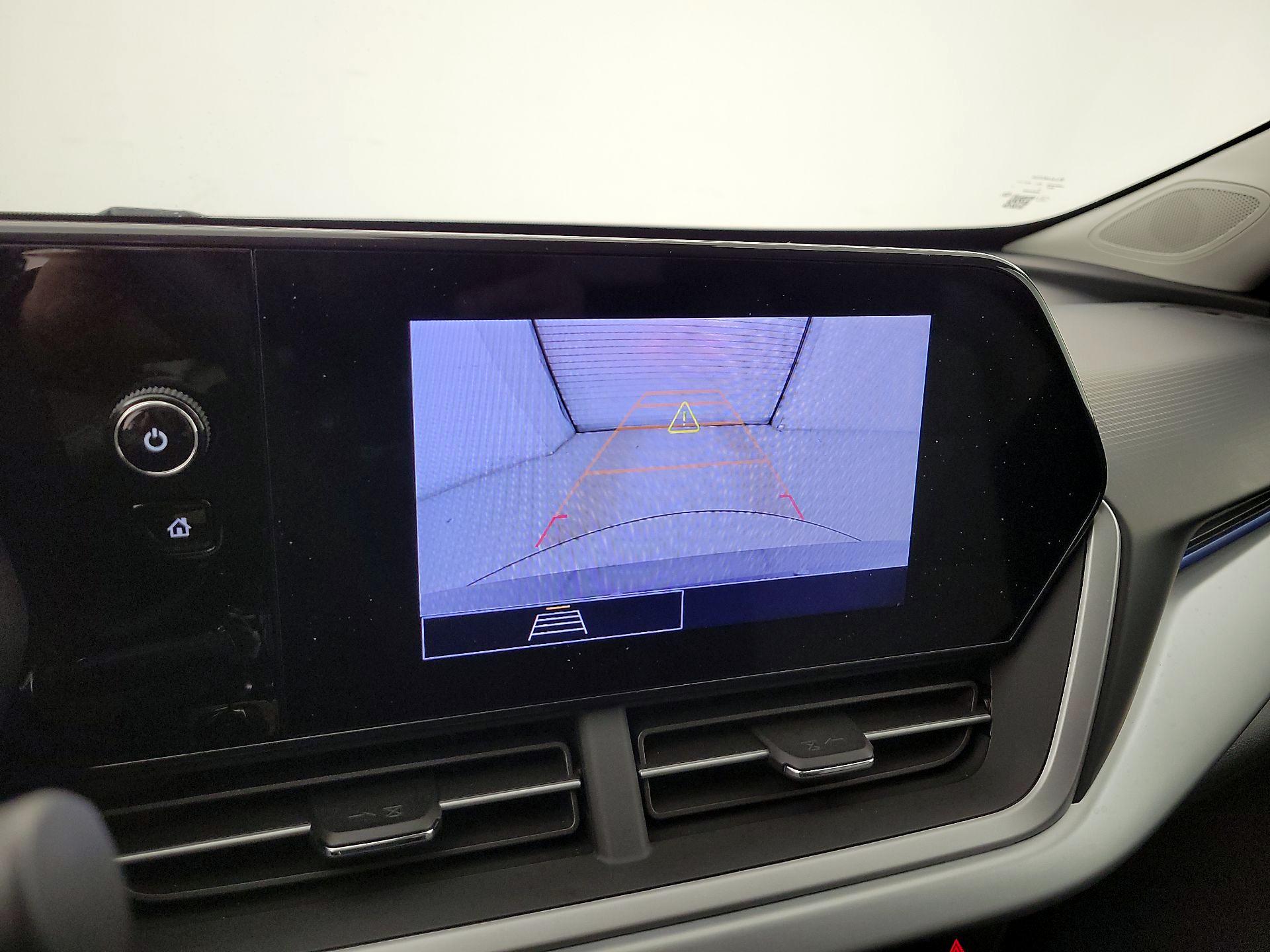 Thumbnail: 2025 Chevrolet Trax - 15