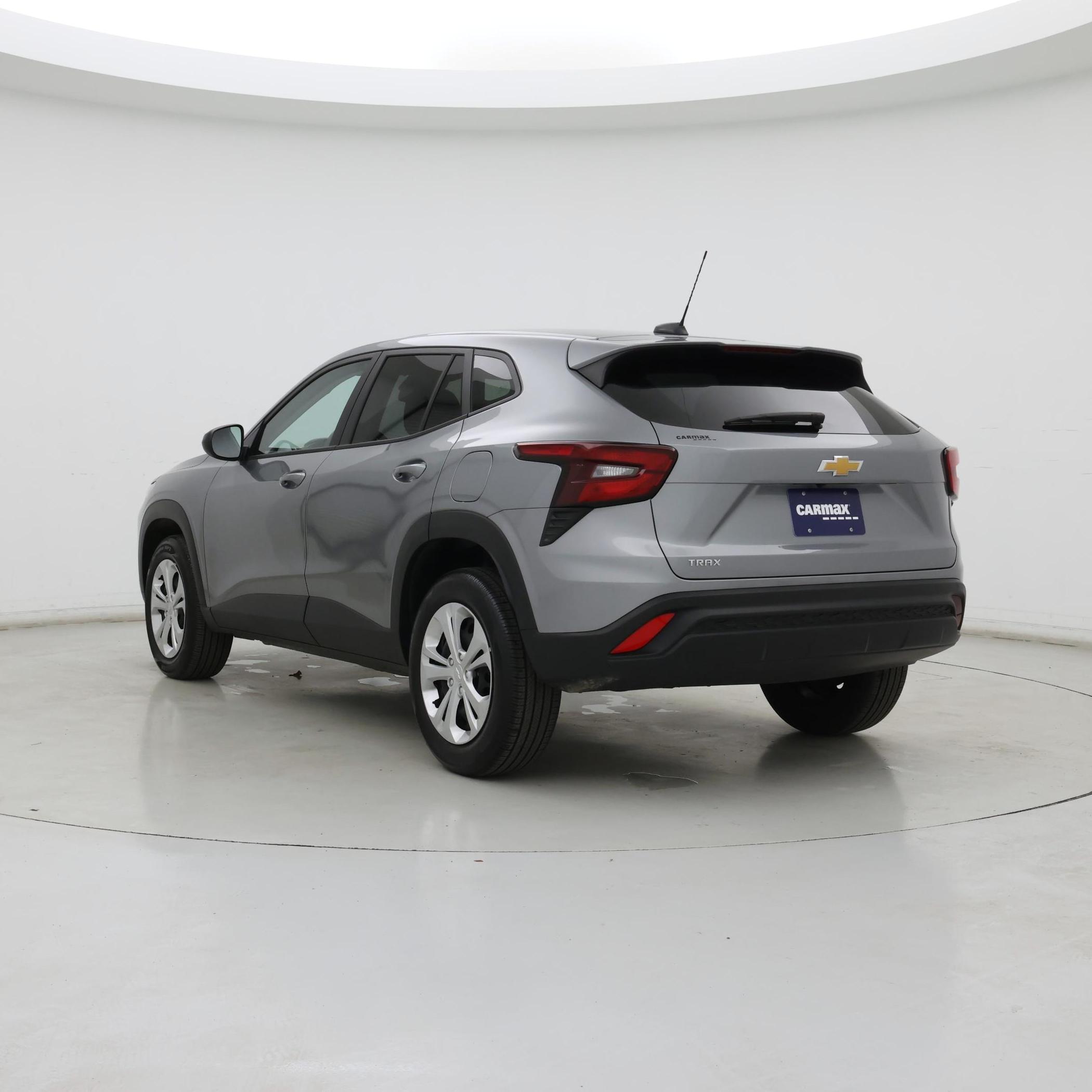 Thumbnail: 2025 Chevrolet Trax - 2