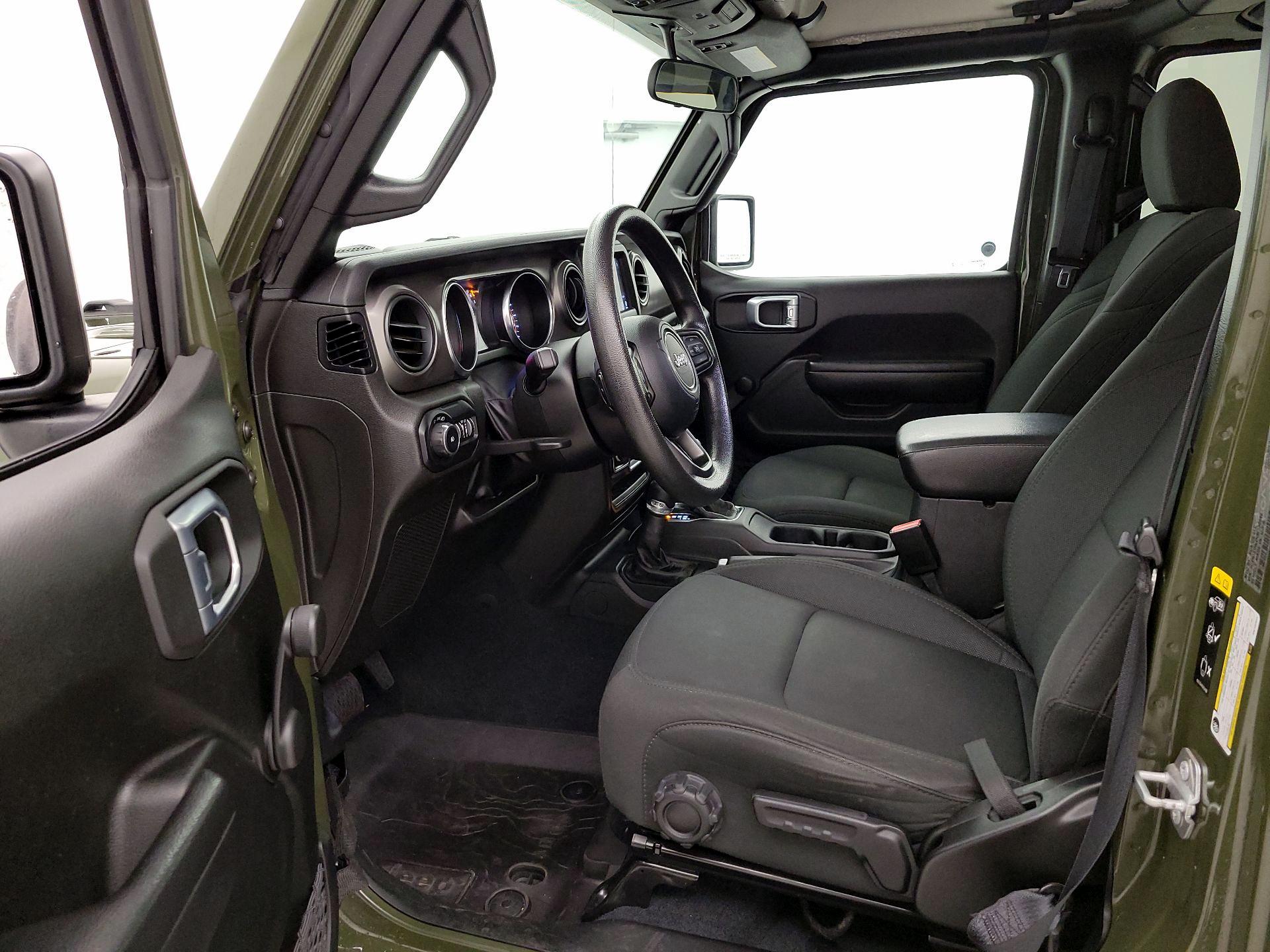 Thumbnail: 2022 Jeep Wrangler - 11