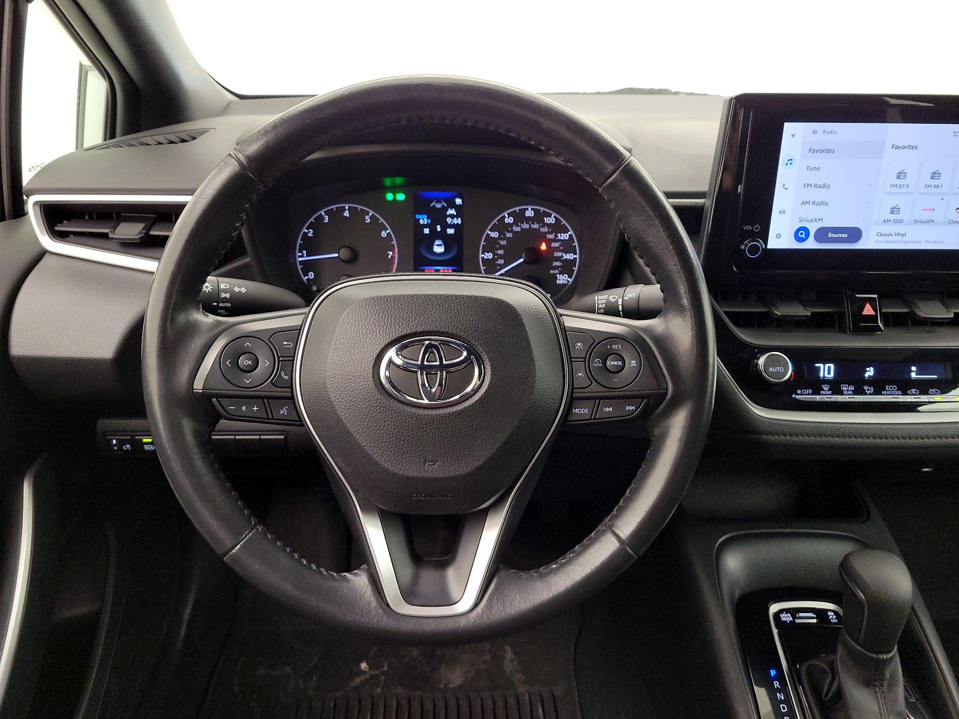 Thumbnail: 2023 Toyota Corolla - 10