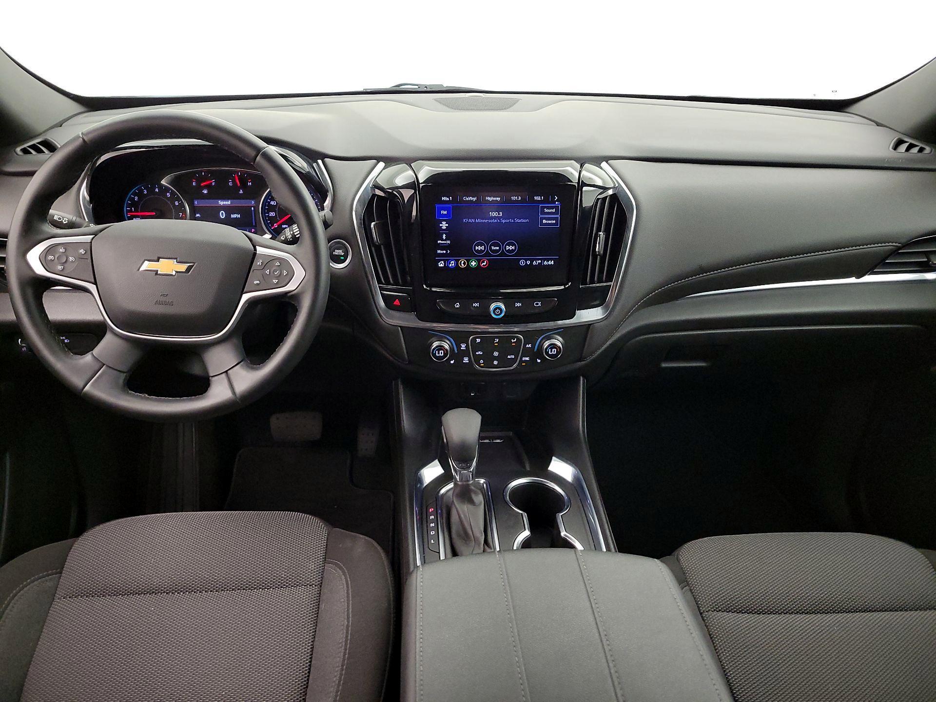Thumbnail: 2023 Chevrolet Traverse - 9