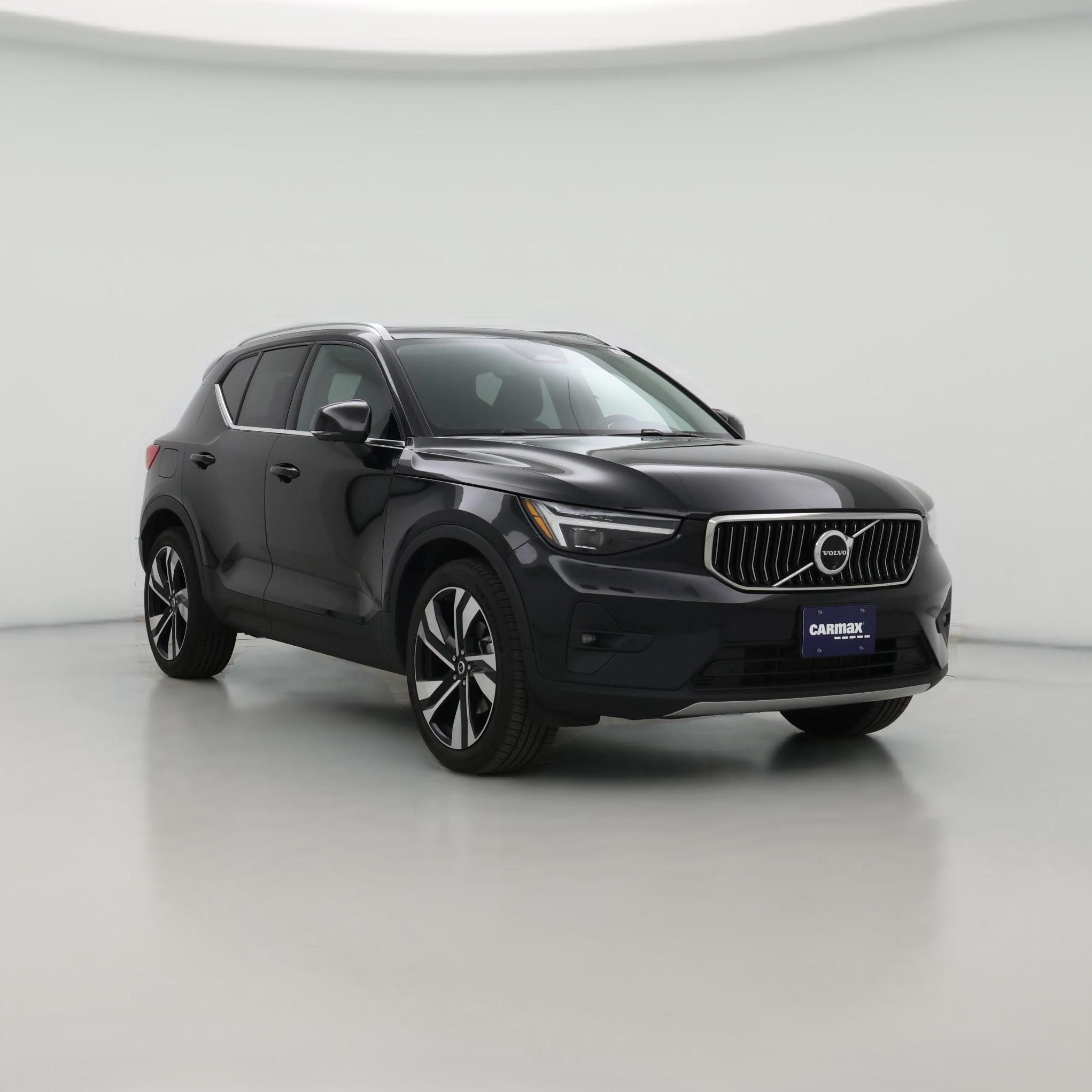 Thumbnail: 2024 Volvo XC40 - 1