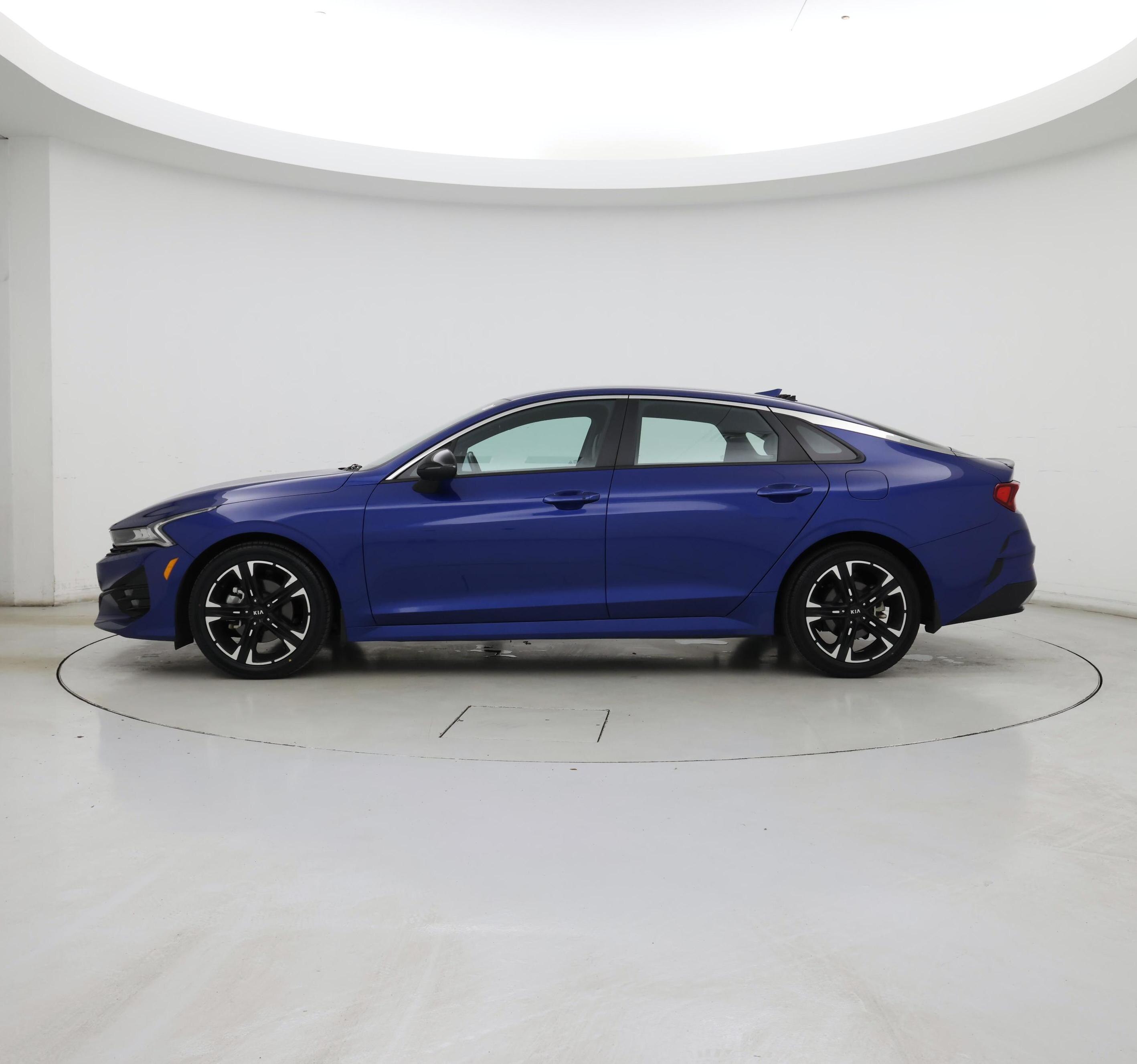 Thumbnail: 2021 Kia K5 - 3