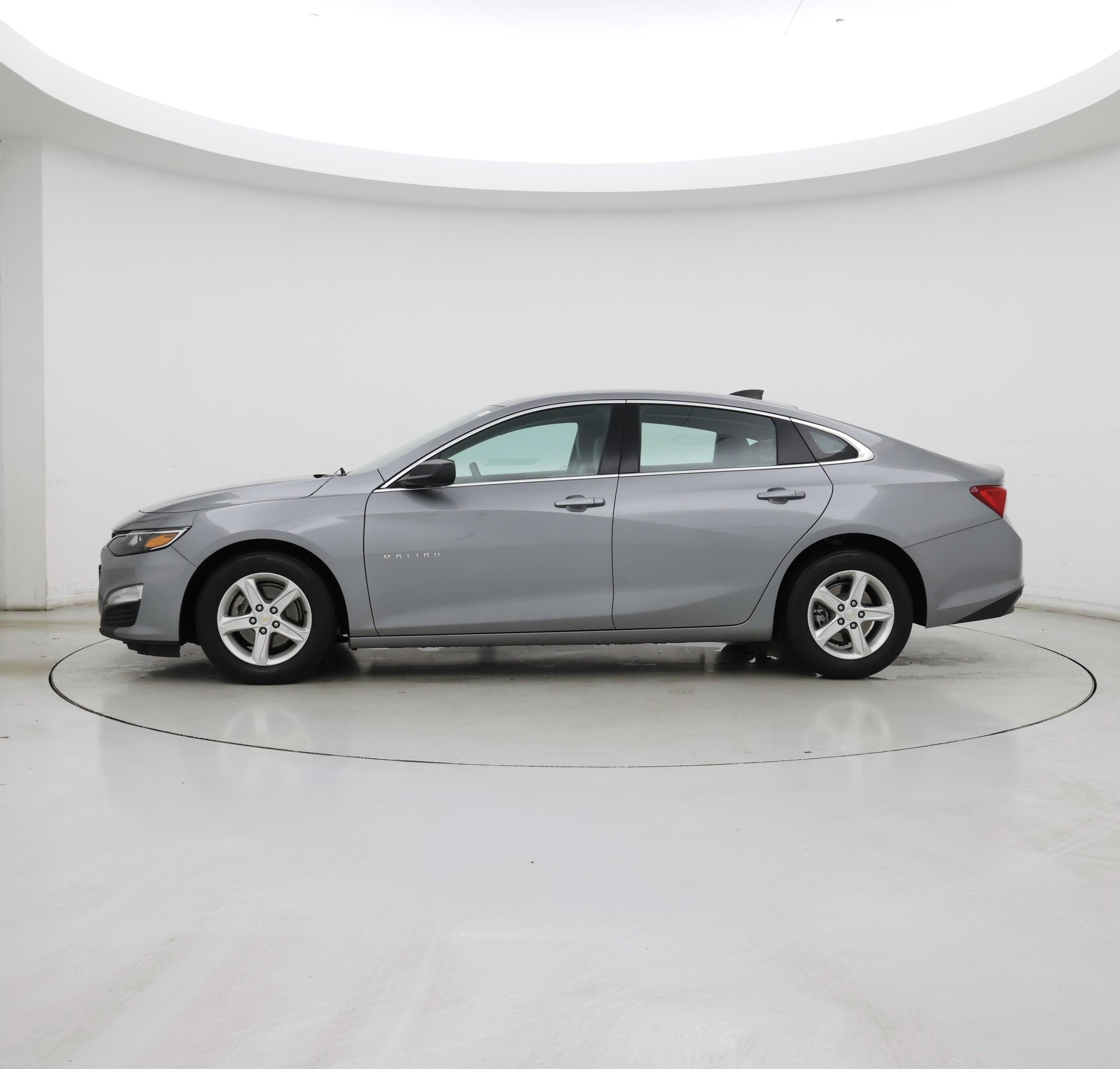 Thumbnail: 2023 Chevrolet Malibu - 3