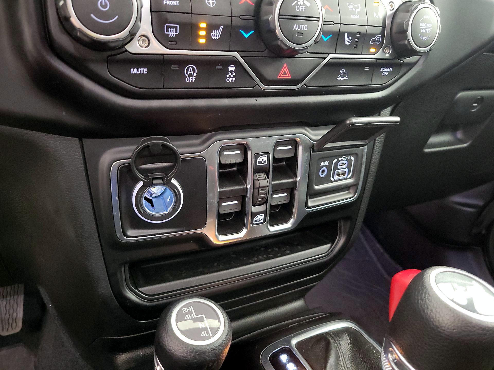 Thumbnail: 2023 Jeep Wrangler - 18