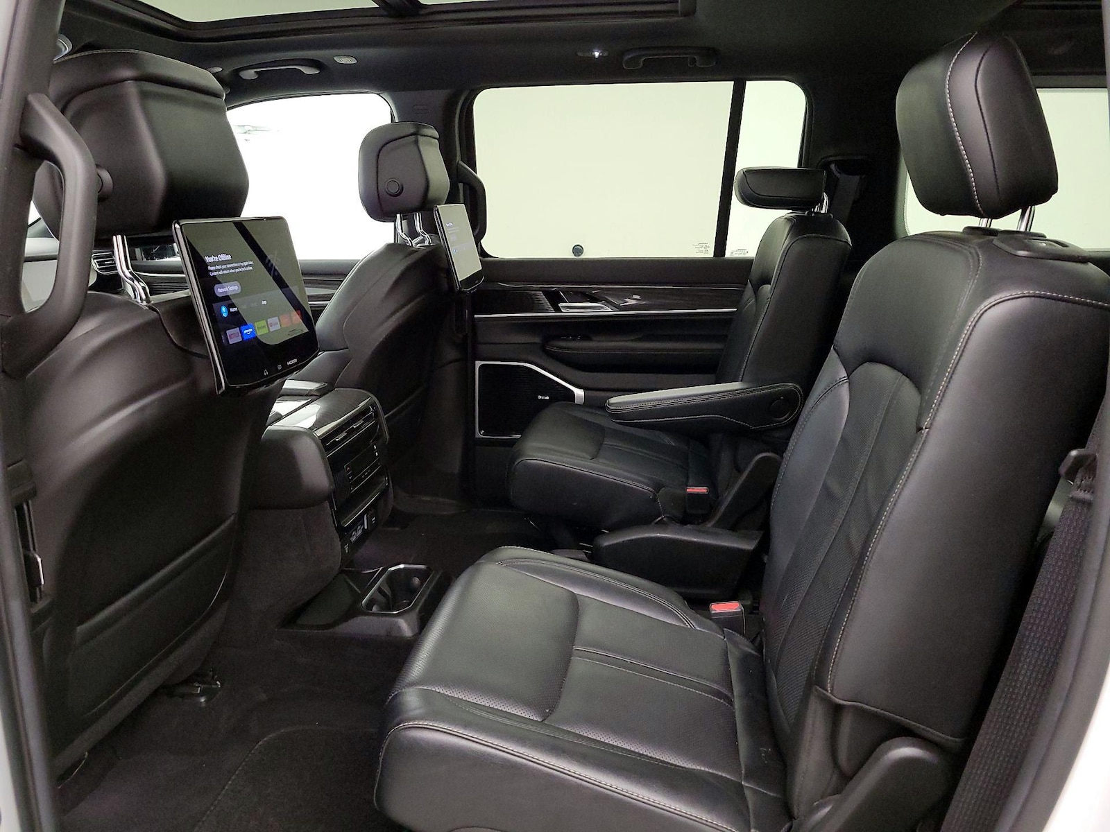 2022 Jeep Wagoneer Series III - Photo 22